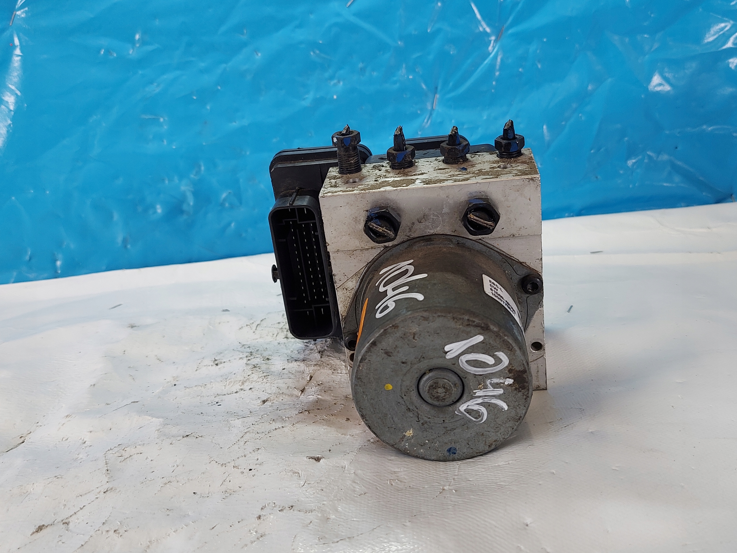 pompa ABS HUNDAI IX20 2010R 61589-42100