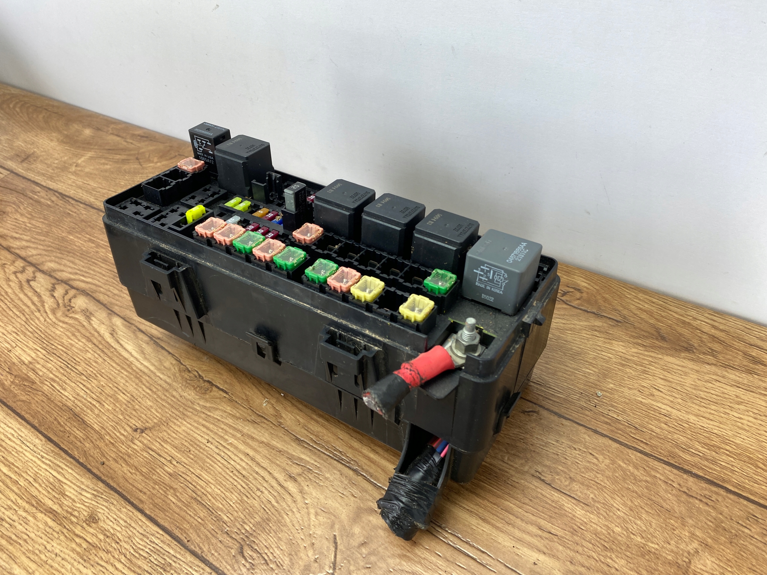 Module fusibles 3.6l Dodge Challenger 2015+ USA
