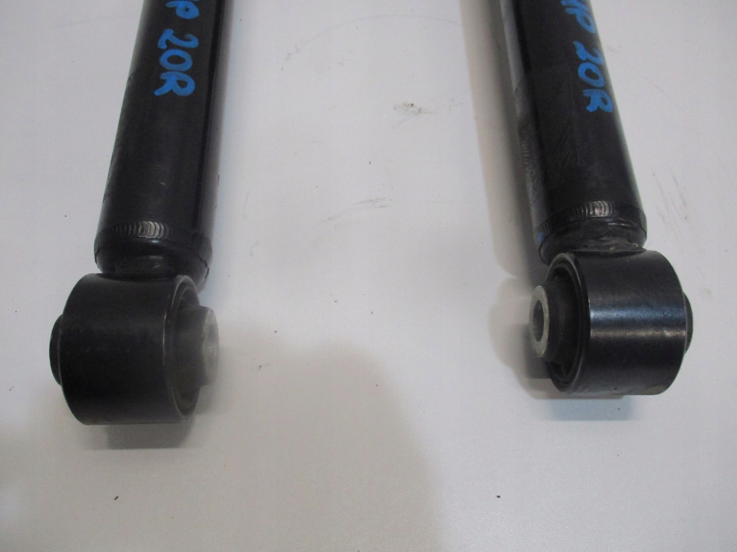 STOSSDÄMPFER PEUGEOT 2008 II 20R 1,2THP 9836658080