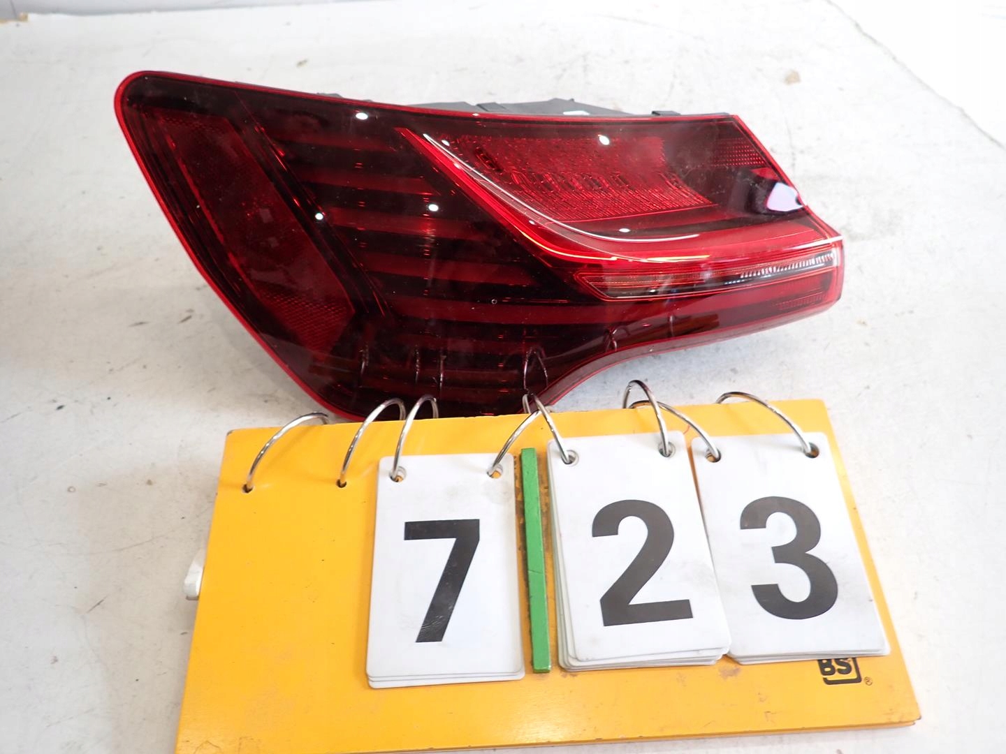 light rear part rear left AUDI E-TRON 2018- 4KE945091D
