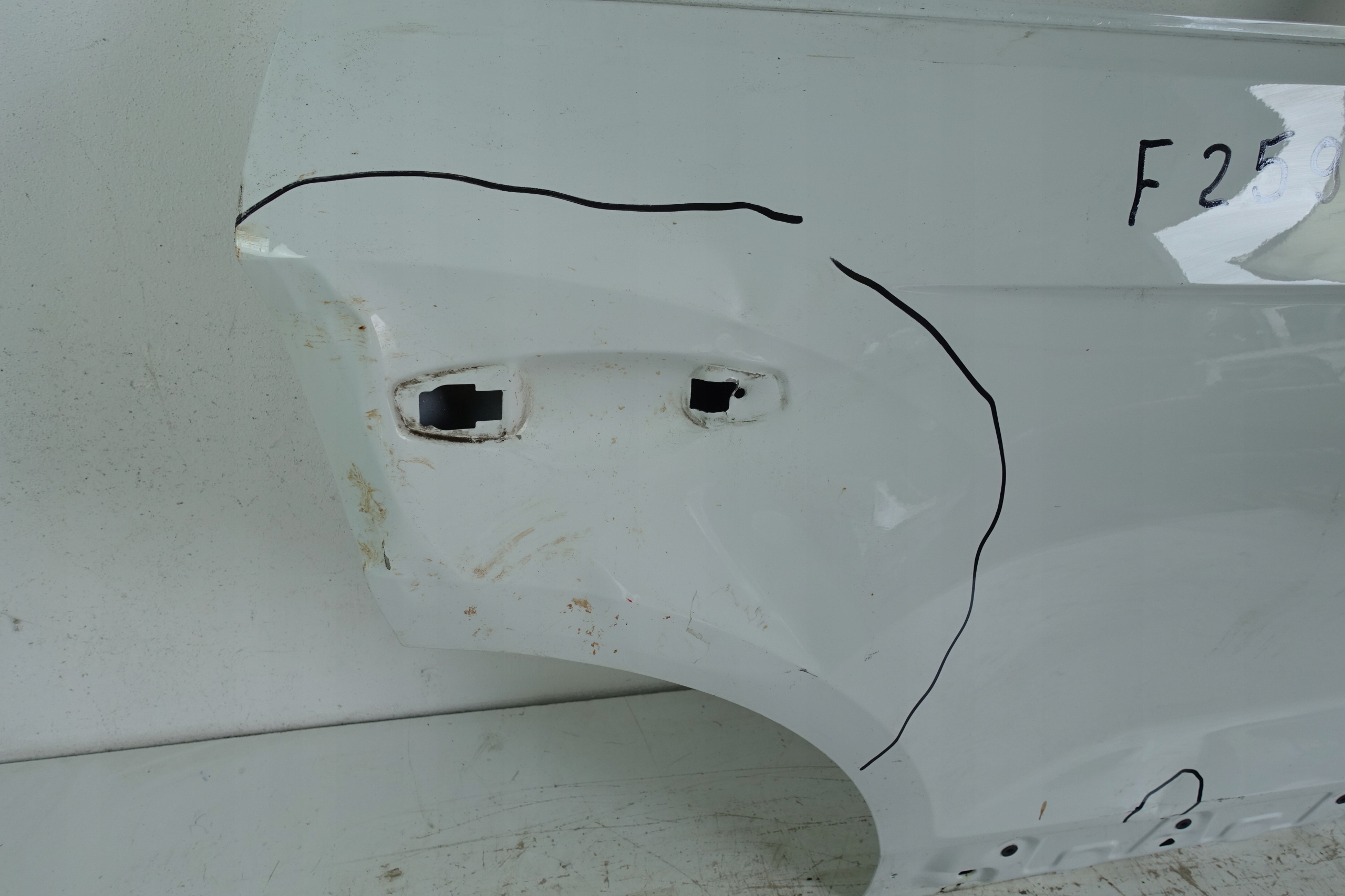 VW T-ROC 2017- door right rear part rear. 2GA833312L