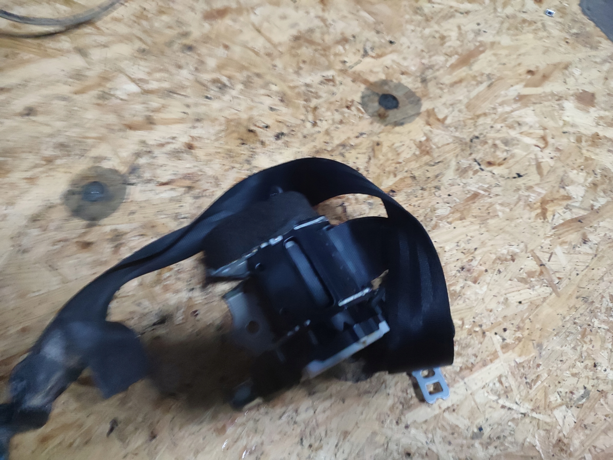Gurten Sicherheits mitte heck VOLVO S60 II 39800456