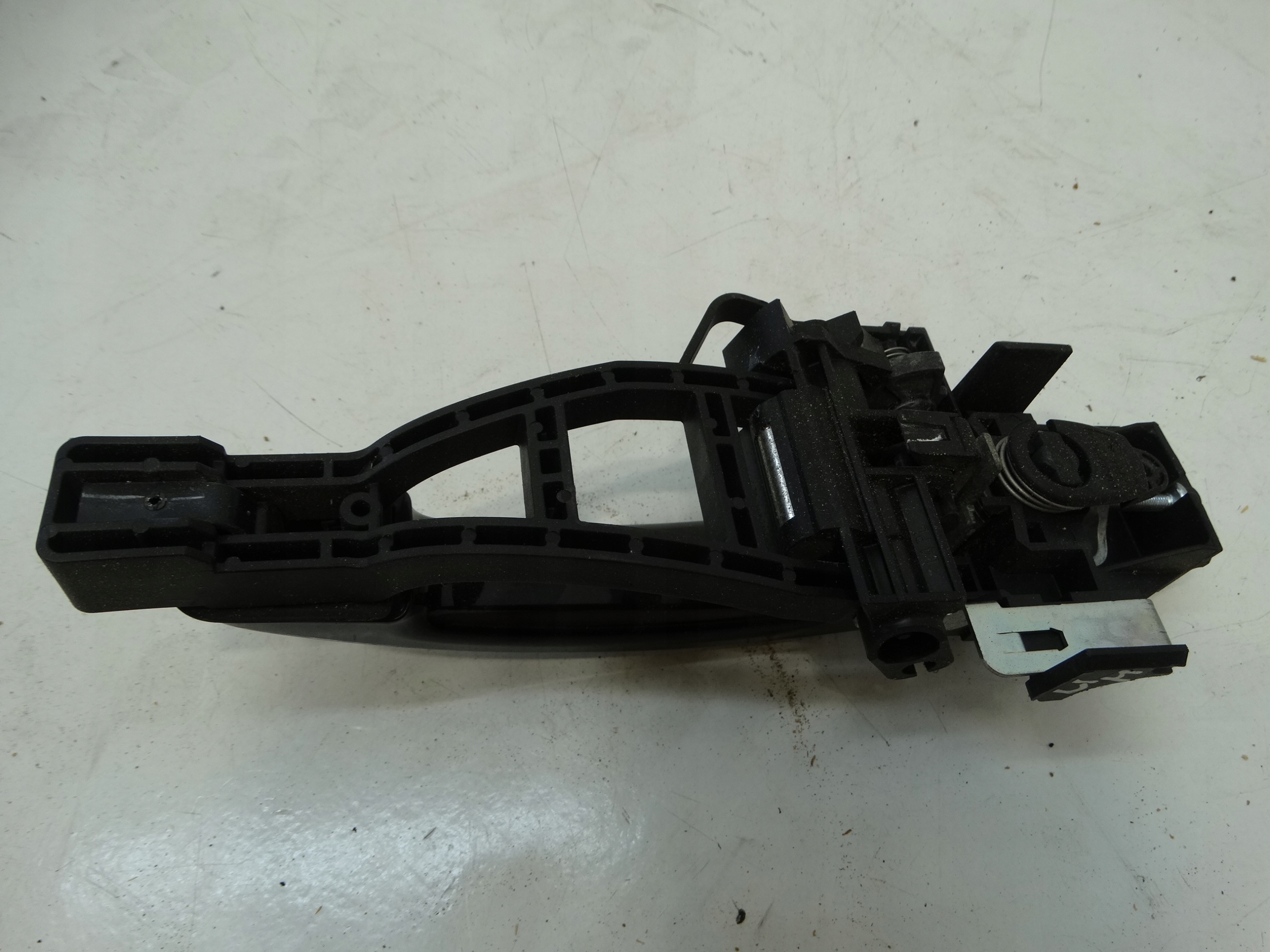 handle exterior left front FORD FOCUS MK3 10-18R.