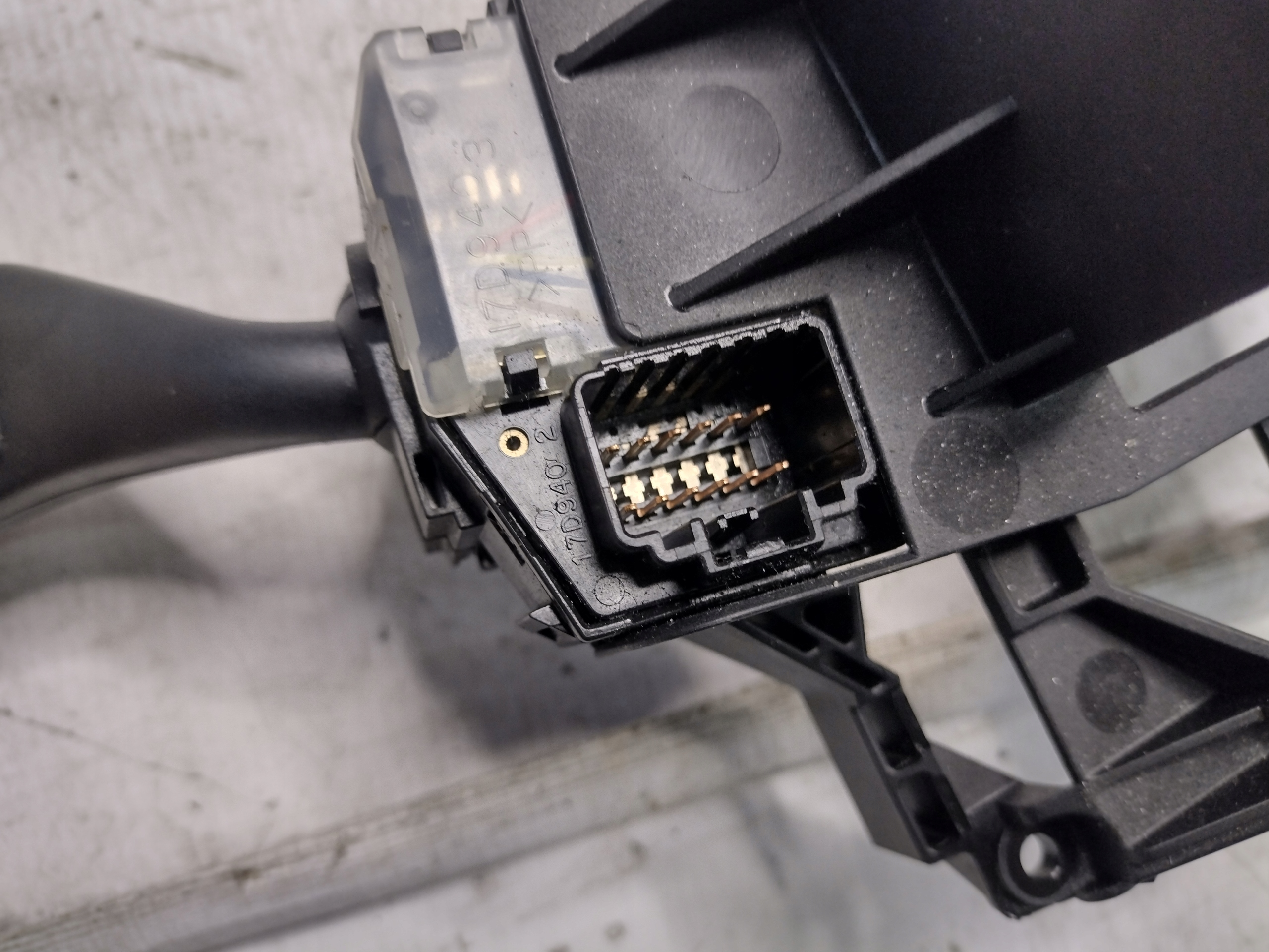 DEVIO LUCI TERGICRISTALLO TERGI Ford Kuga MK1 e 2,0TDCi 4M5T-13N064-HH