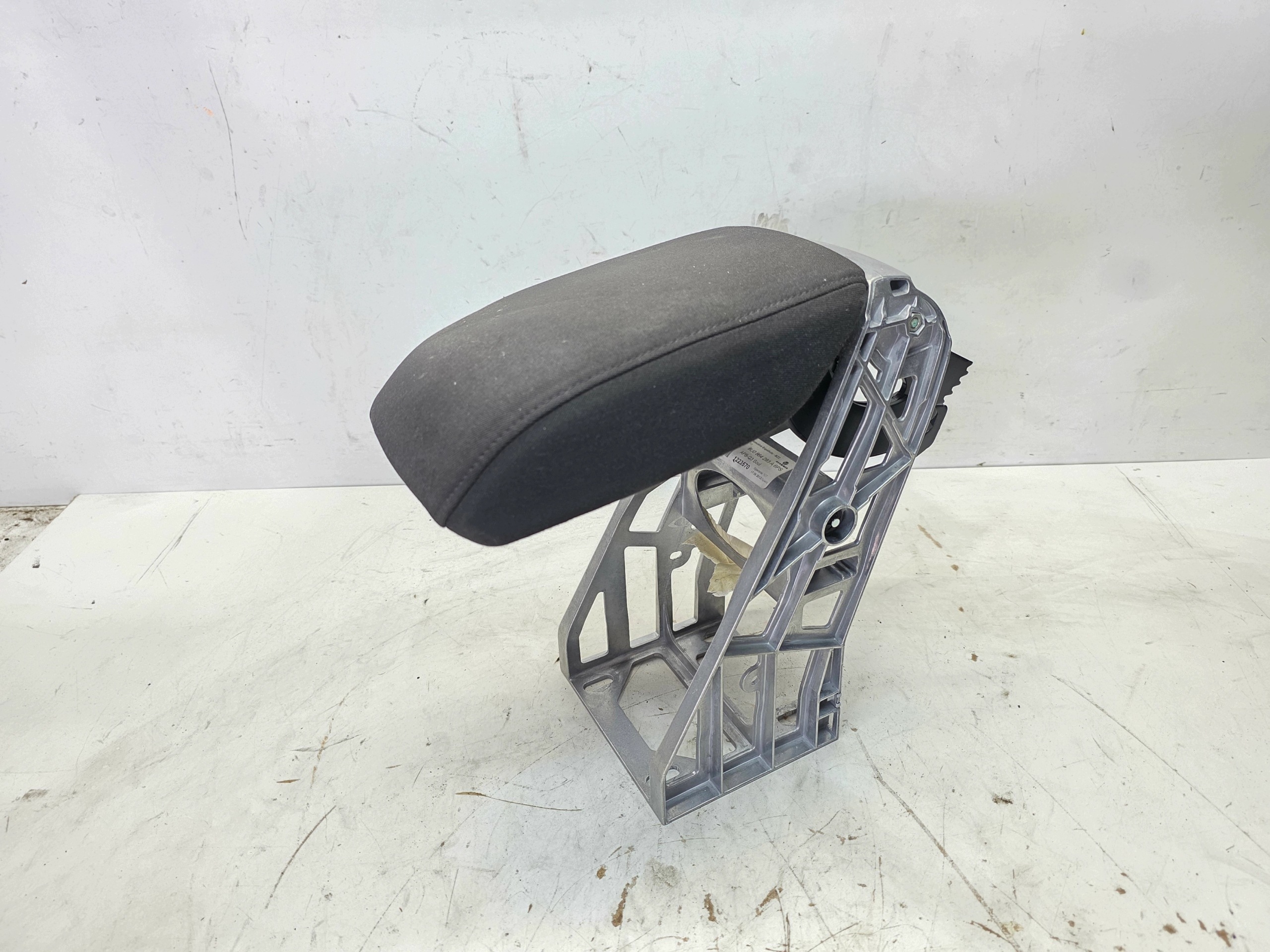 armrest front AUDI Q3 8U WELUR 8U0864283A 6PS