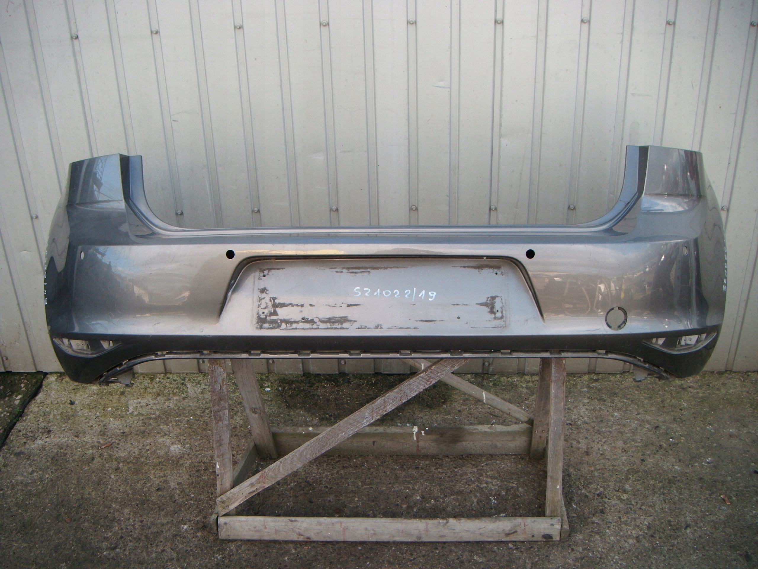 VW GOLF VII 7 HB 12- ZDERZAK TYŁ 5G6807421