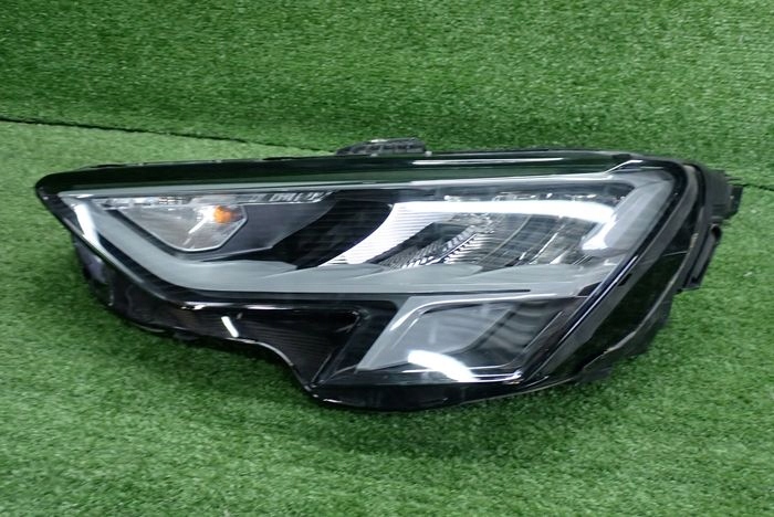 AUDI A3 8Y FULL LED 20- reflektor left light left 8Y0941011C
