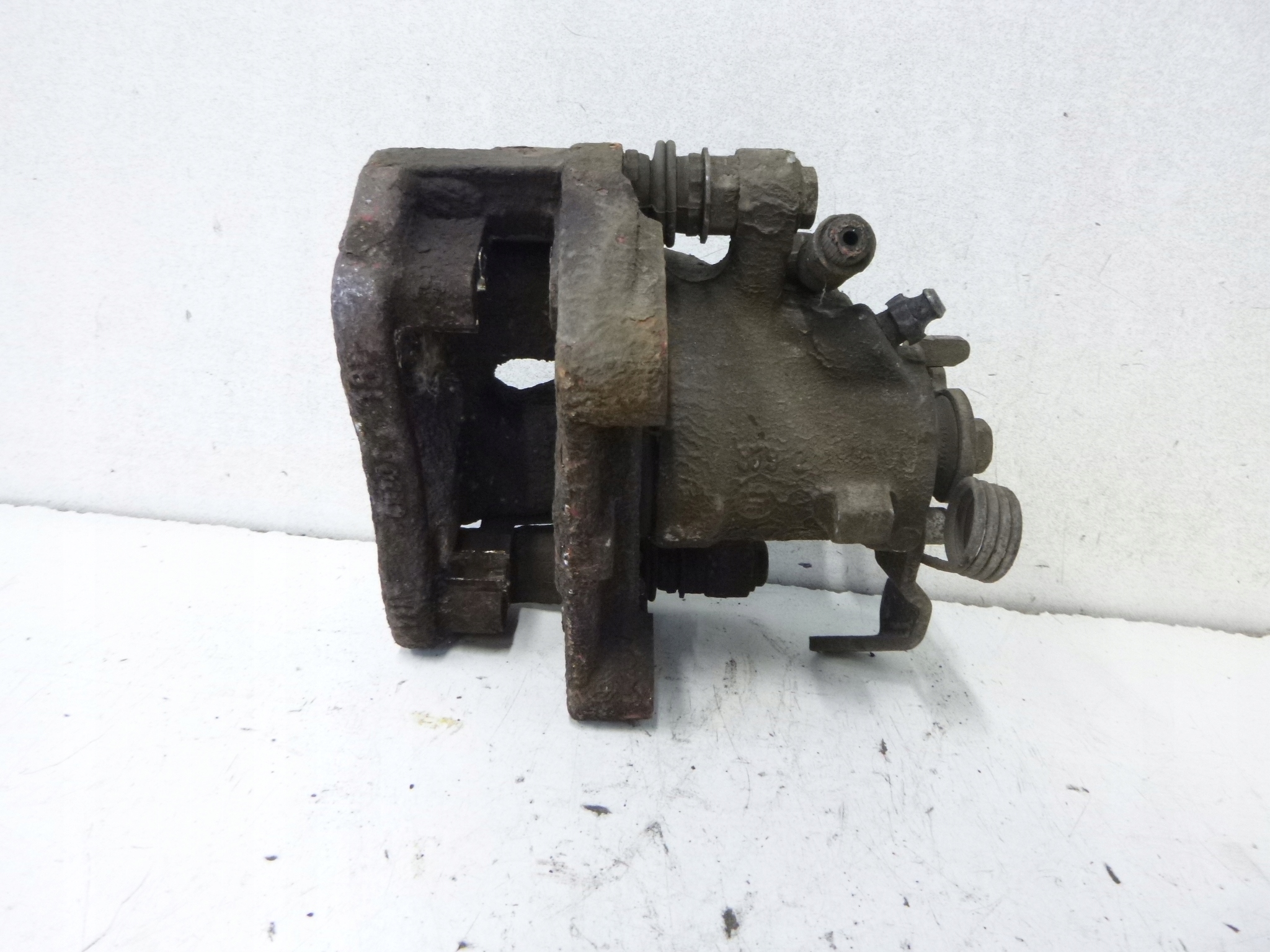 caliper brake rear part Opel Astra H Kombi 1.6 2006r