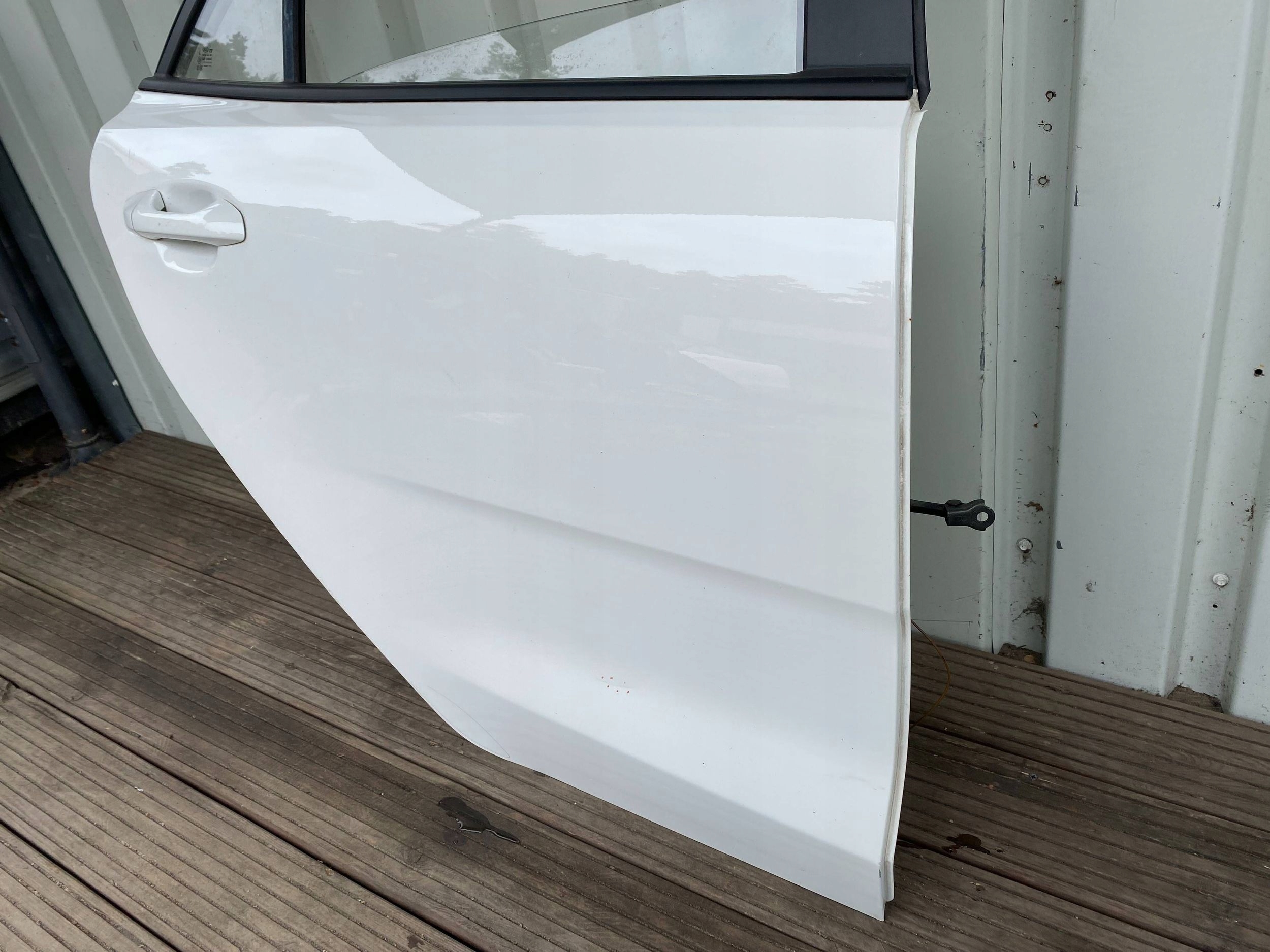 KIA RIO IV 5D complete door right rear part rear. UD BIALY