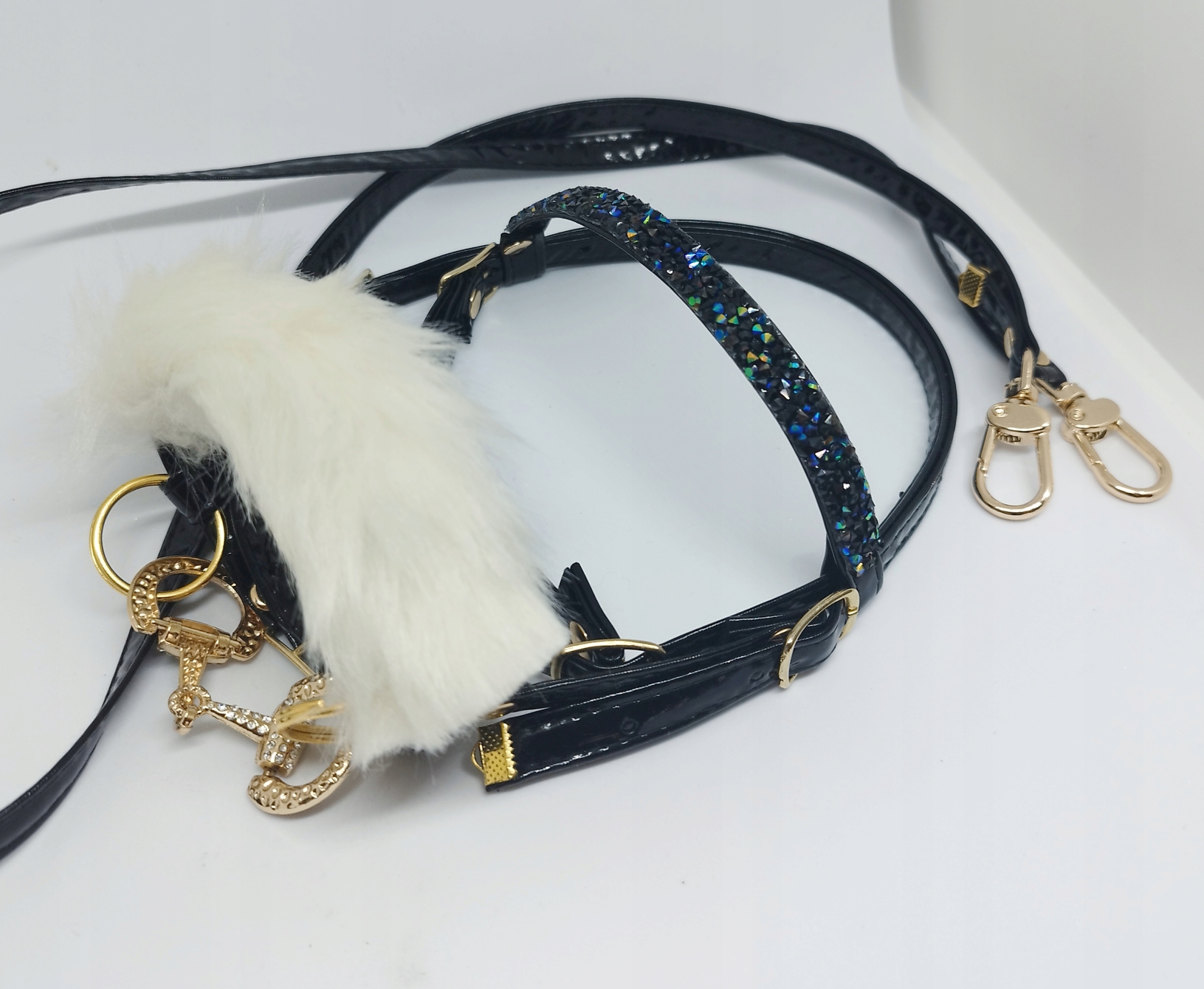 Ogłowie dla hobby horse A4 z futerkiem, czarny diamentowy naczółek