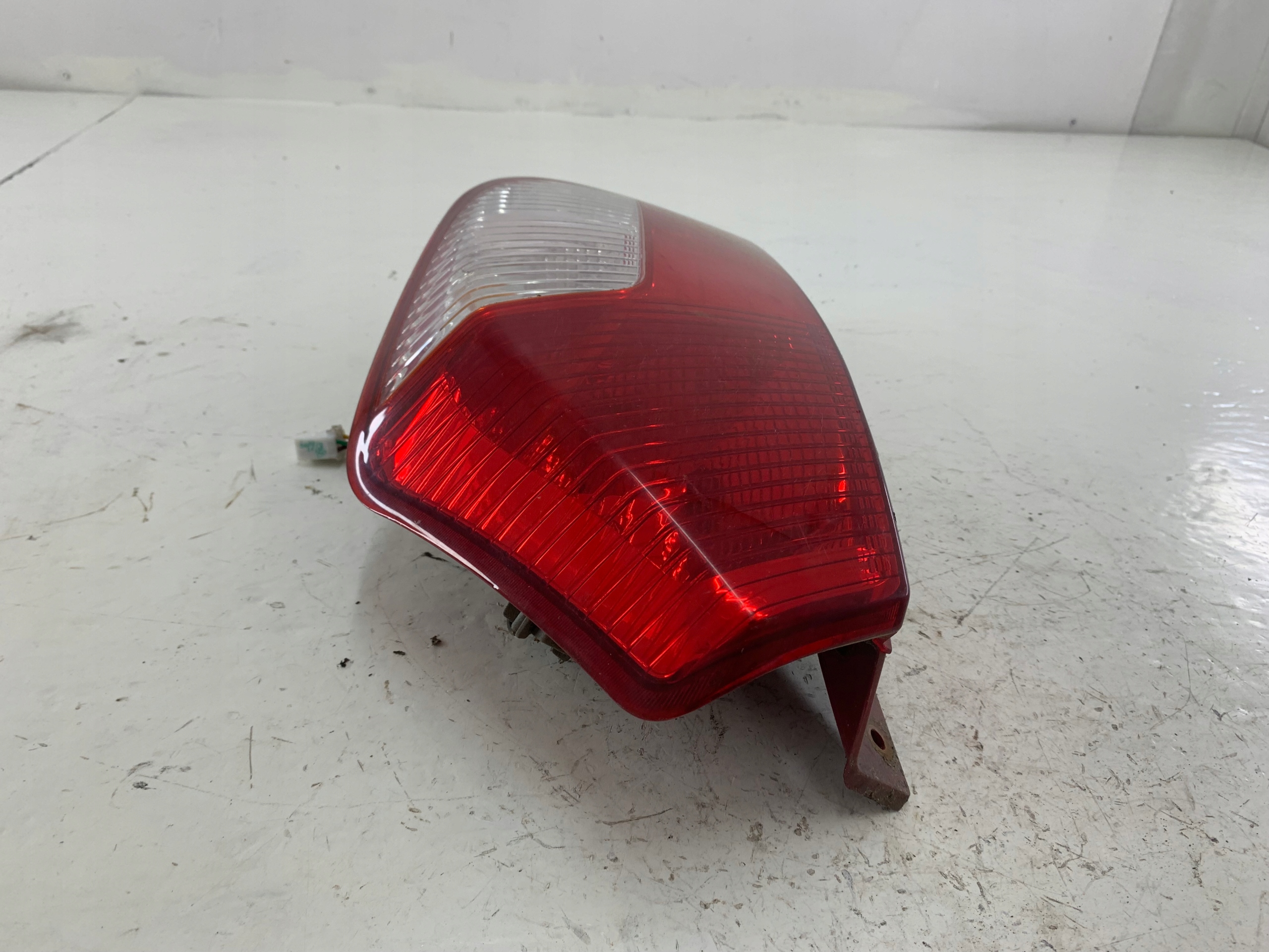 HYUNDAI i10 light right rear part