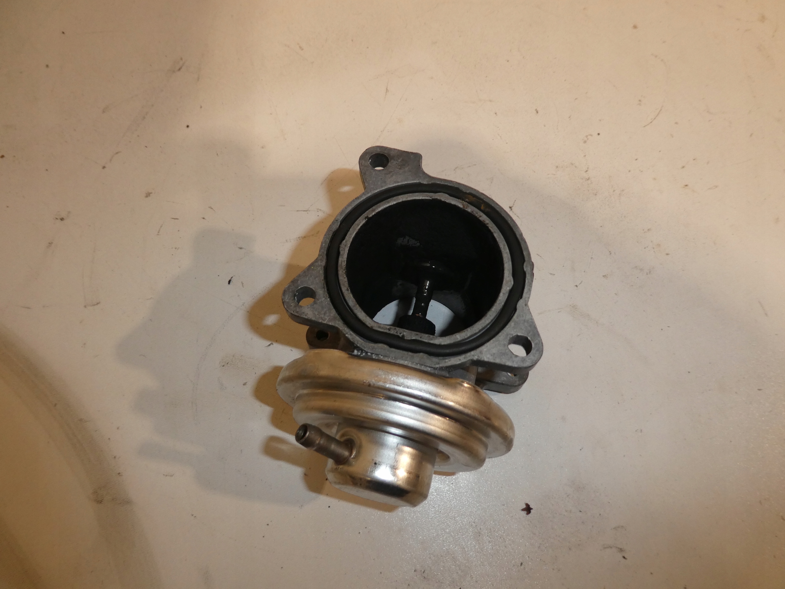 AGR-VENTIL VW POLO 1.4 TDI 045129637A