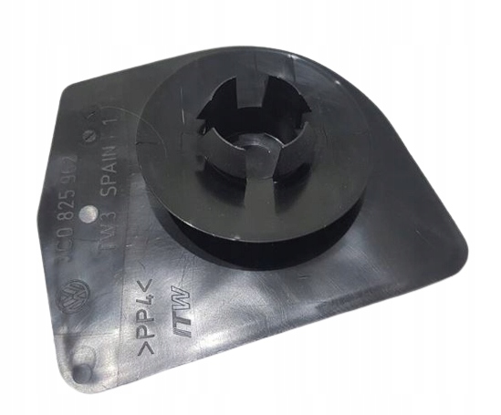 volkswagen oe 3C0825961 3C0825962 заглушка пола шасси