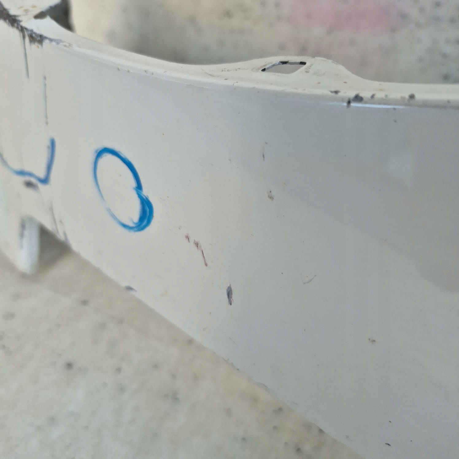 TOYOTA AURIS and 1 LIFT 09-13 fender front front left
