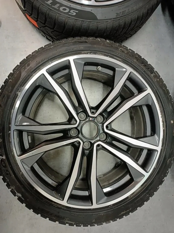 BMW F48 F49 FELGI Z OPONAMI ZIMA 225/45R19 M PAKI Marka opon Pirelli