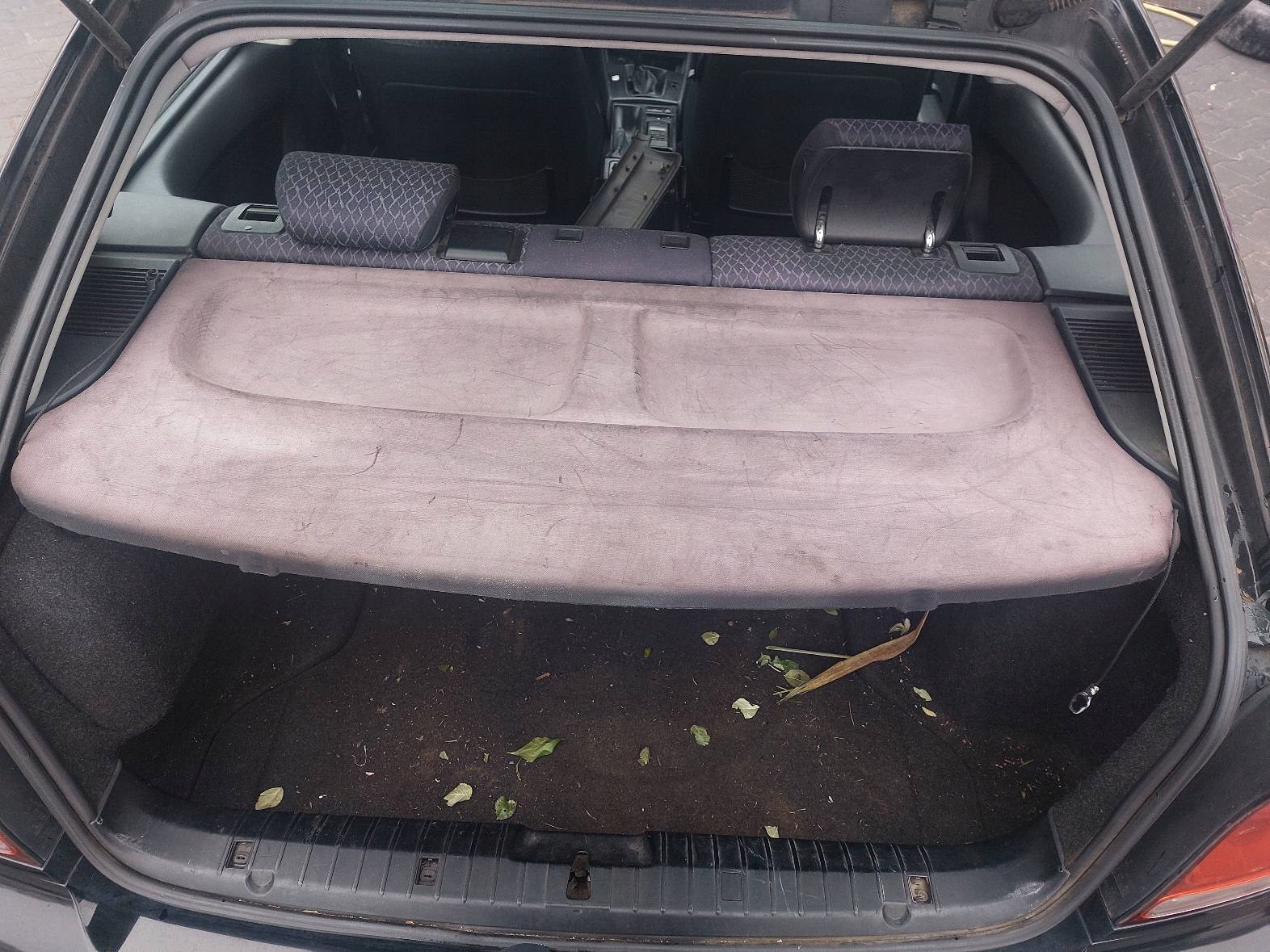 plato boot BMW E46 COMPACT