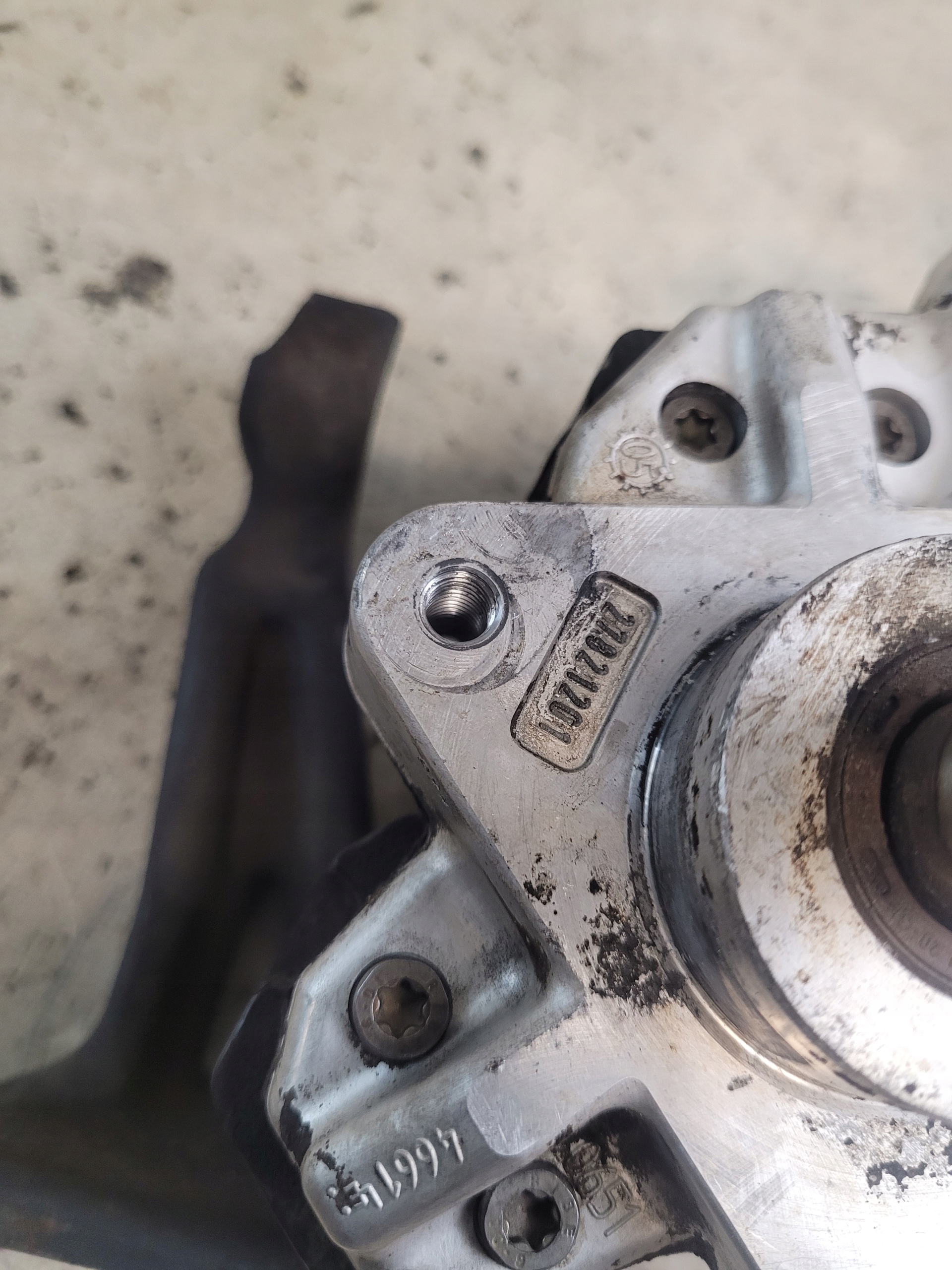 Einspritzpumpe OE 059130755J AUDI A6 C6 2.7TDI