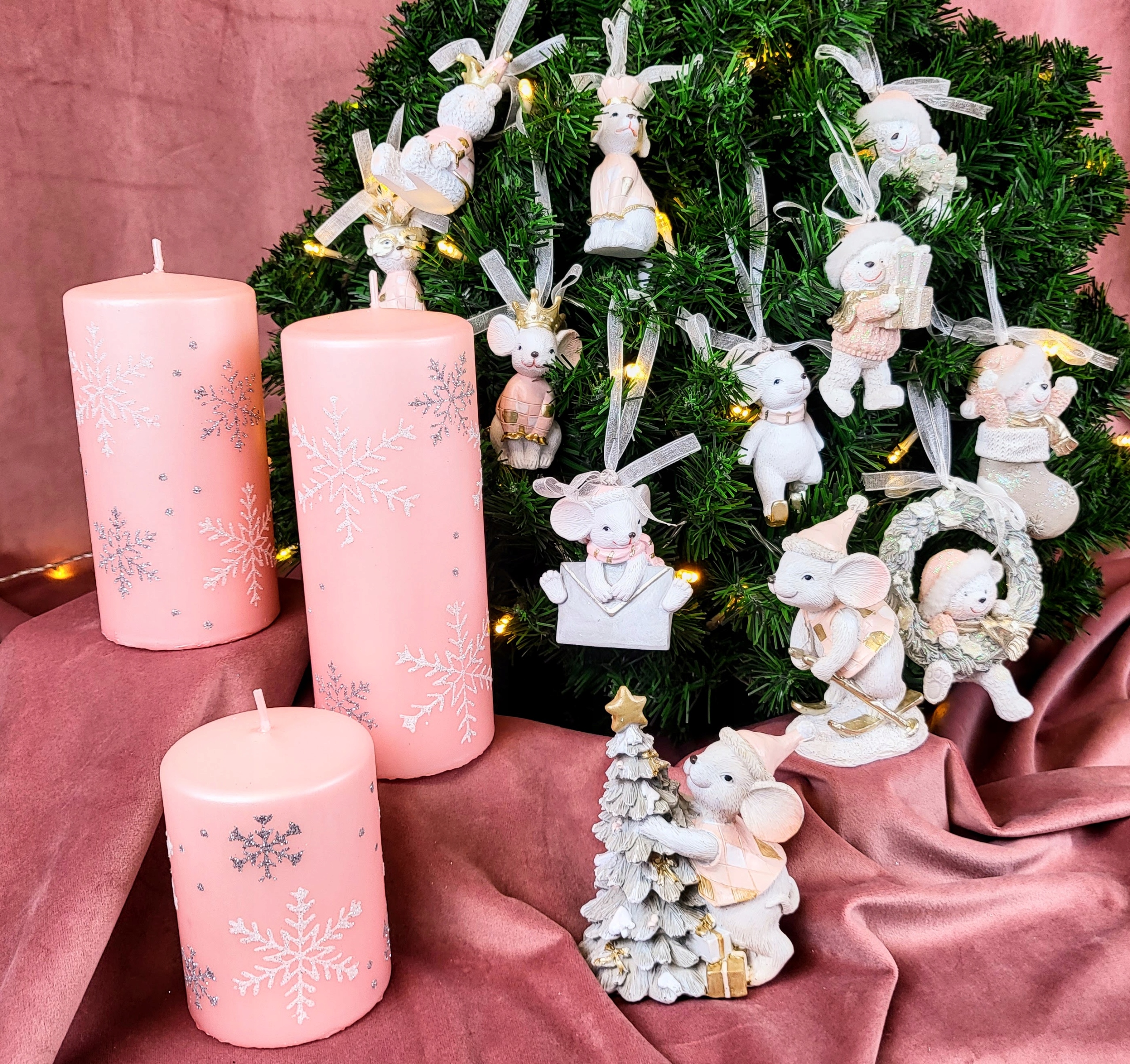 FIGURKA BOŻONARODZENIOWA MYSZ Z CHOINKĄ RÓŻOWA Kod producenta 146720