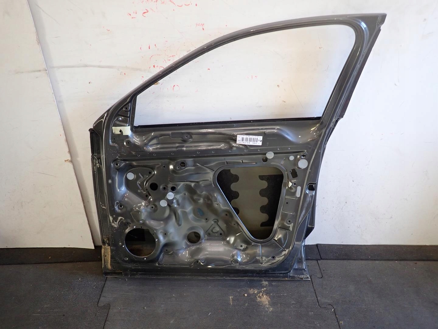 door front front right VW T-ROC 2017- 2GA831312F