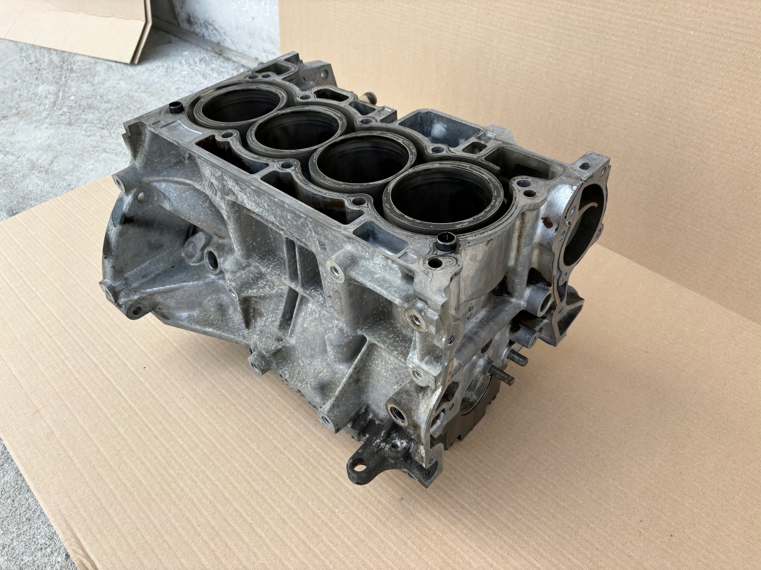 BLOK SILNIKA 1.4 TCE SCENIC,MEGANE III