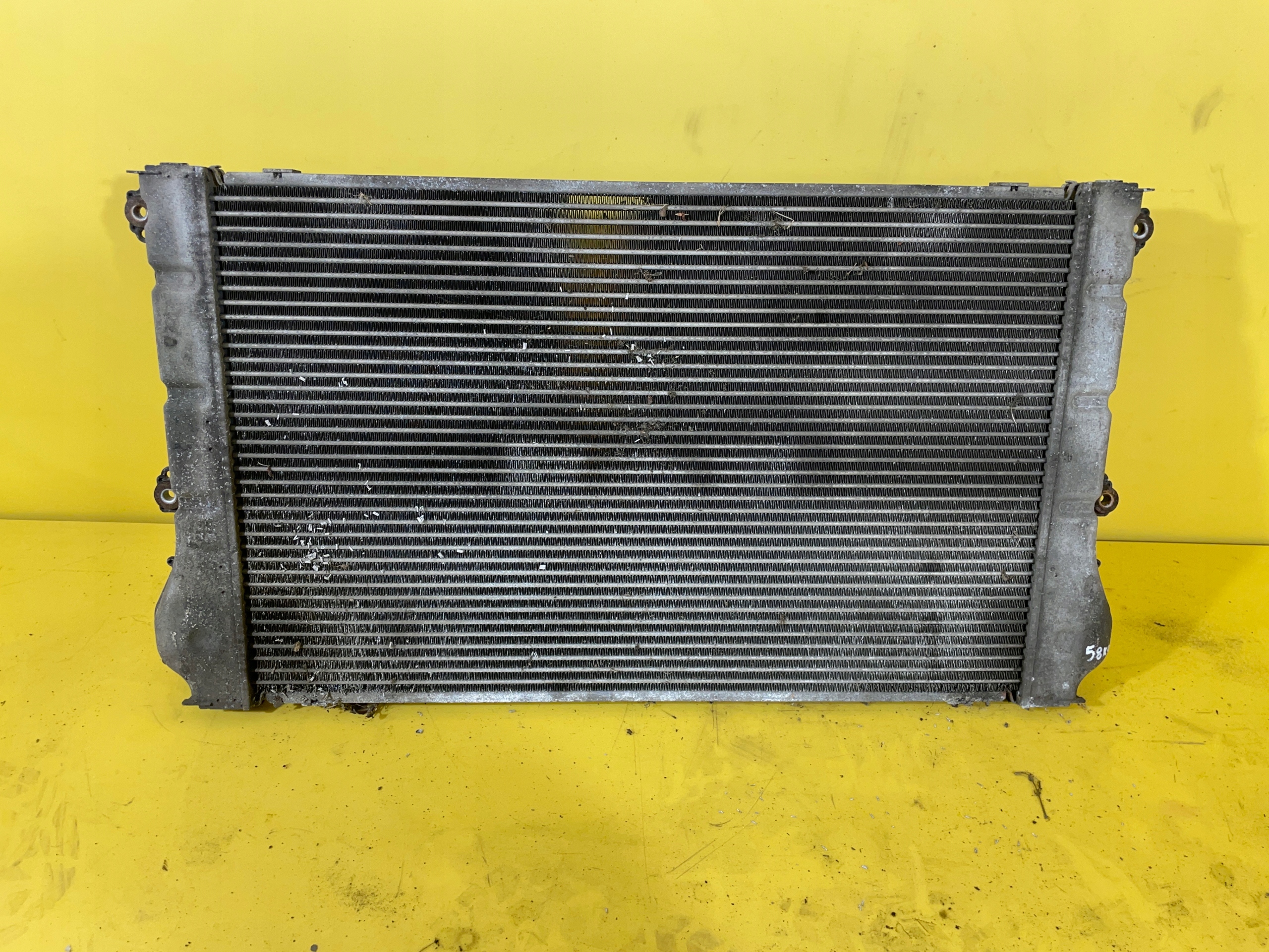 TOYOTA Rav4 III Интеркулер