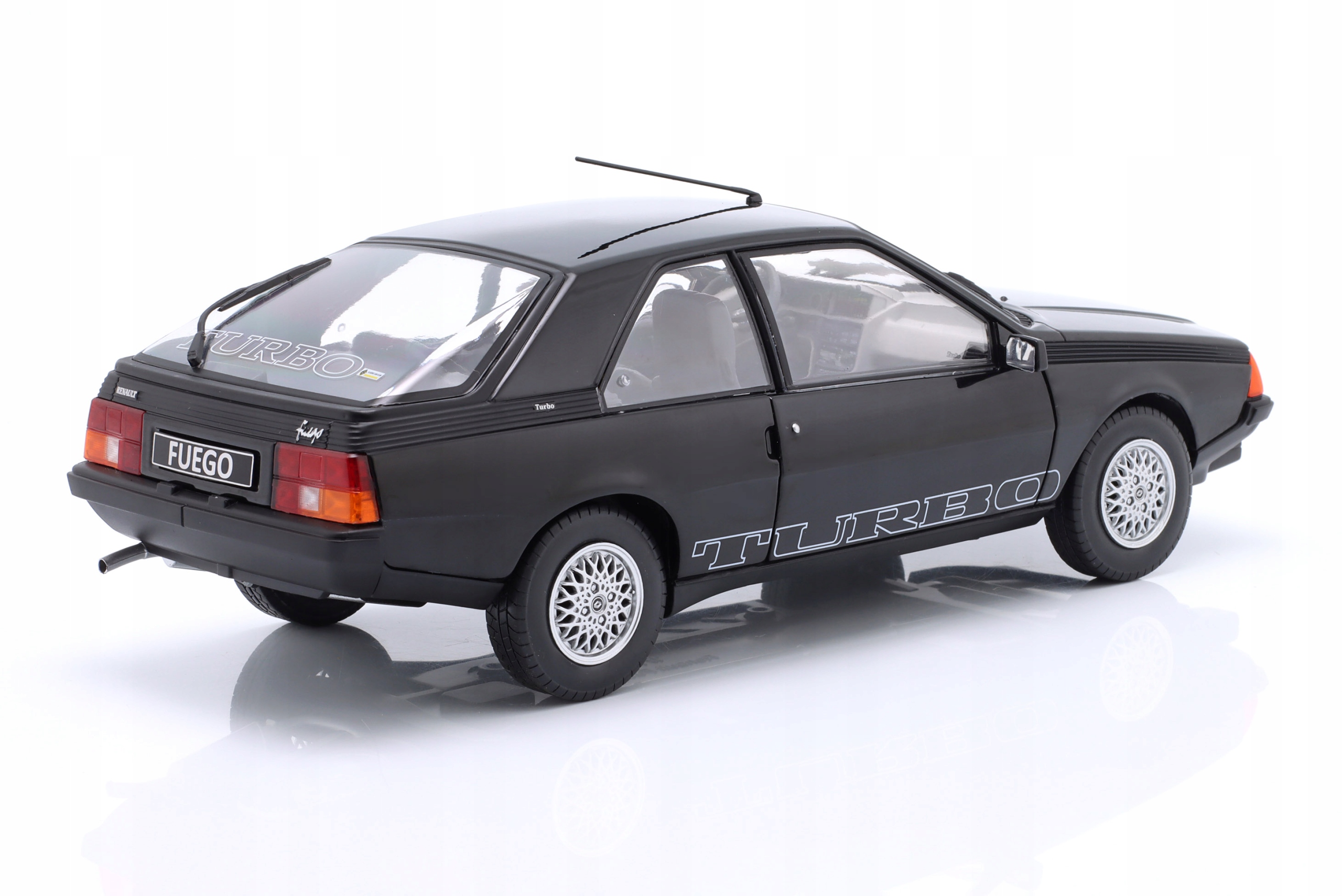 SOLIDO RENAULT FUEGO Turbo 1980 Black 1:18 Marka Solido