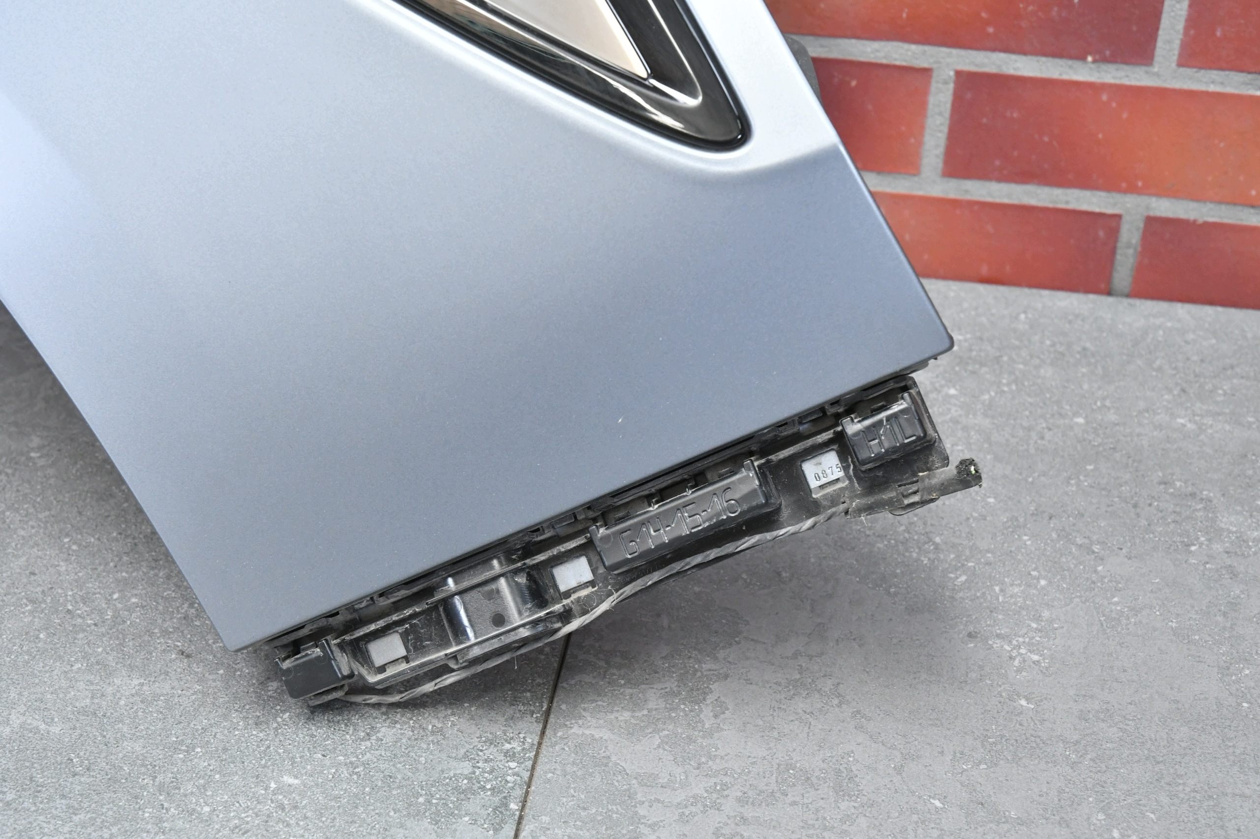 fender left front front BMW 8 G14 G15 G16 colour X1D