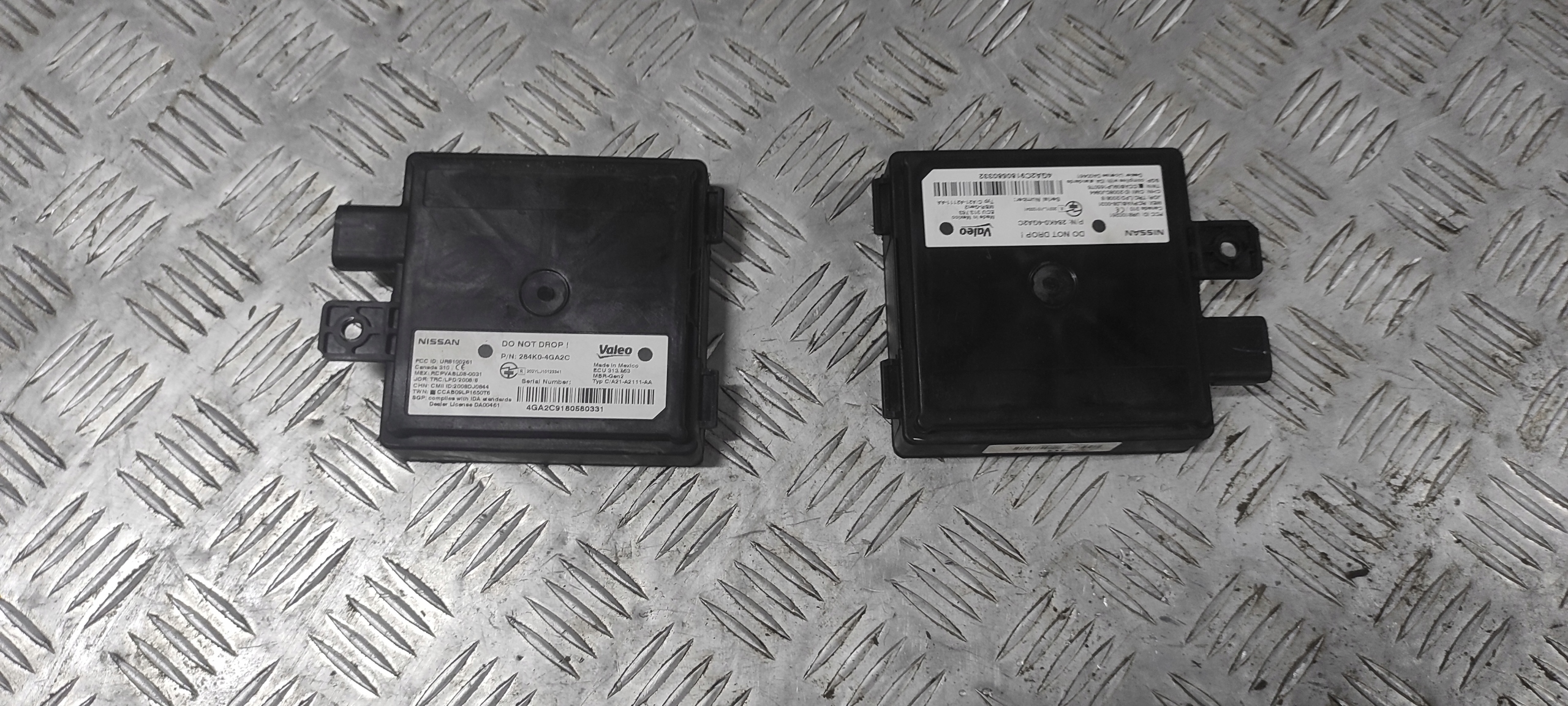 INFINITI Q60S Q60 MARTWE POLE MODUŁ SENSOR RADAR