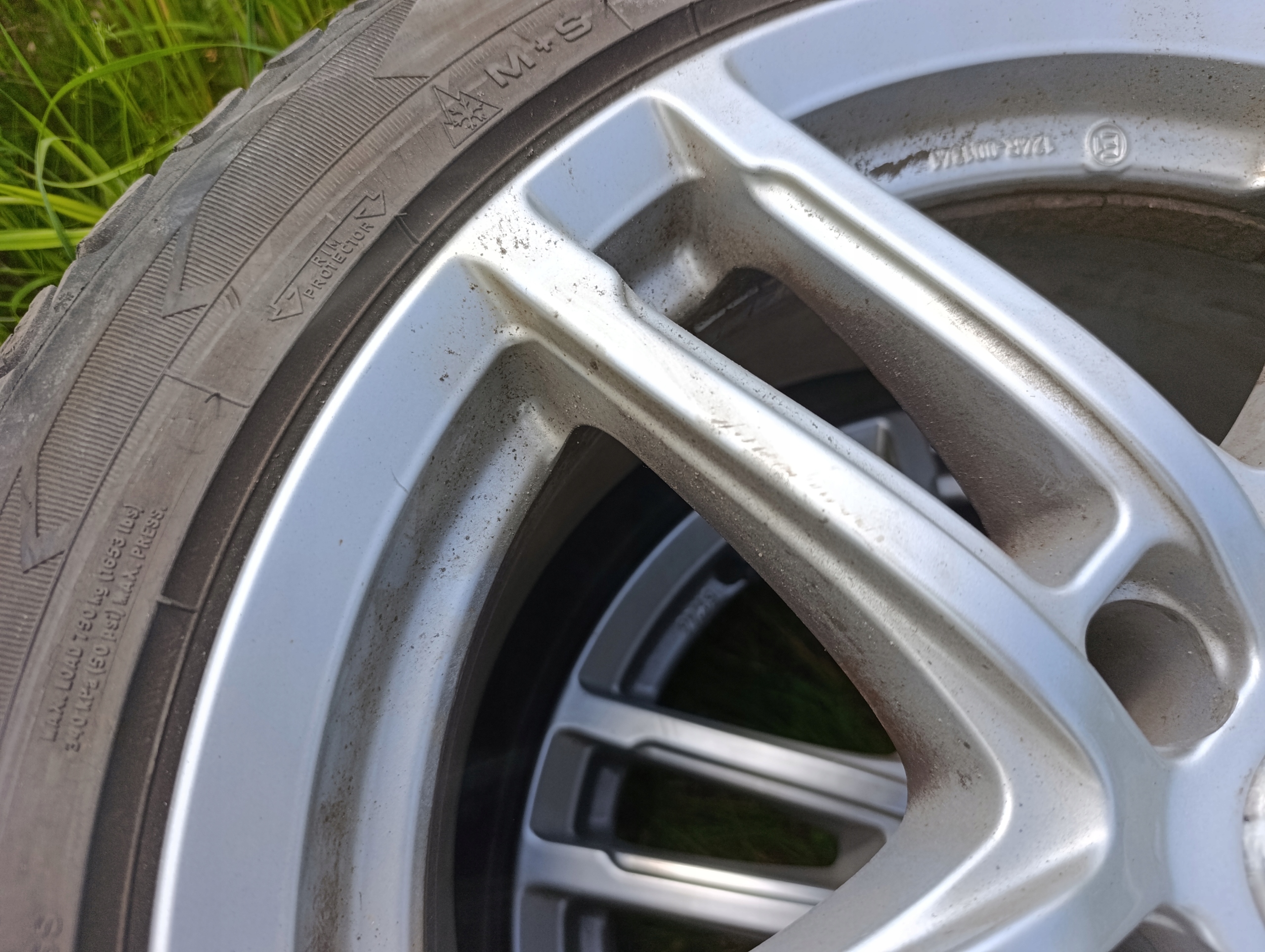 disc 4× disc aluminium Dezent 7.5" x 17" 5x112 ET 29