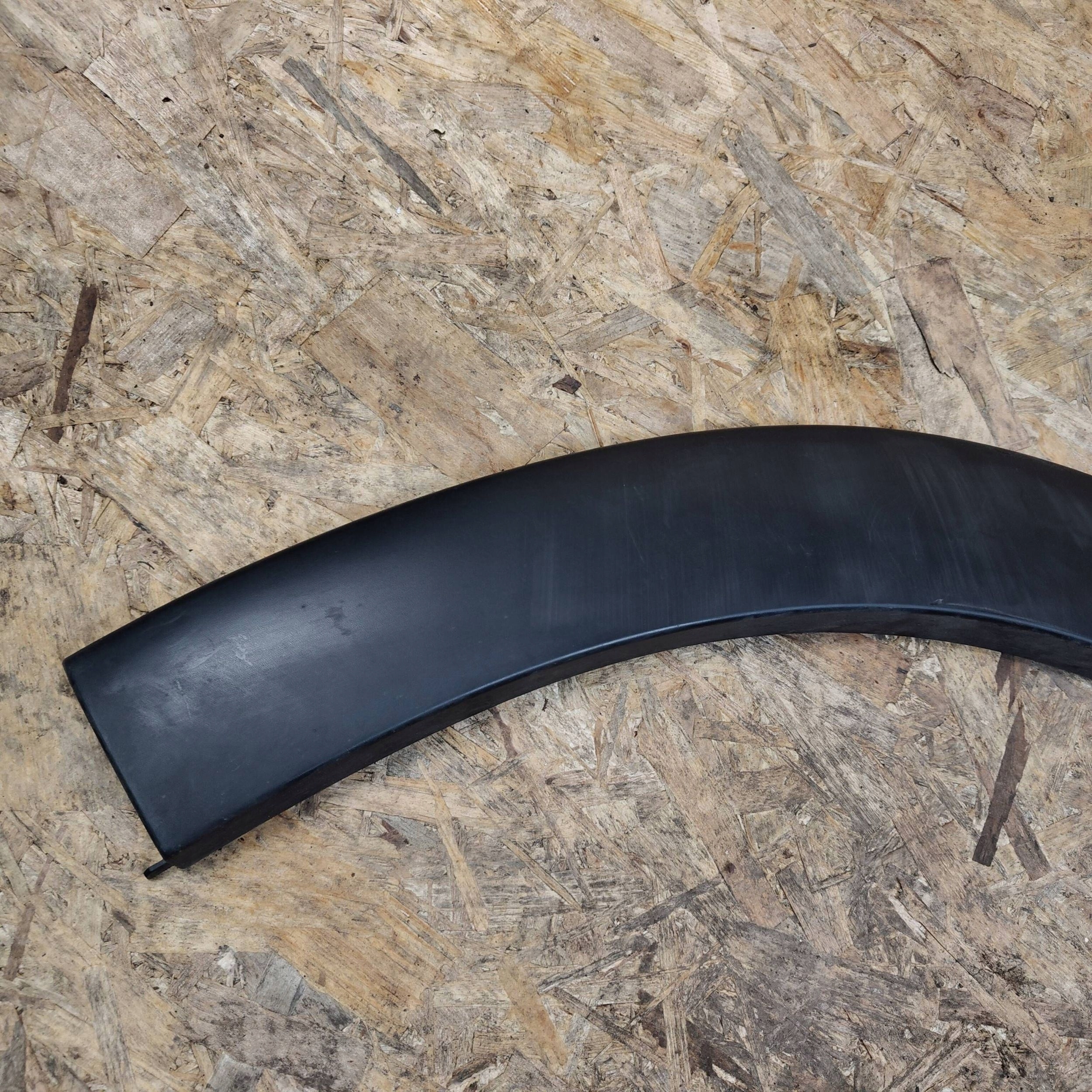 lišta nadkola předního Citroen C3 9812088580