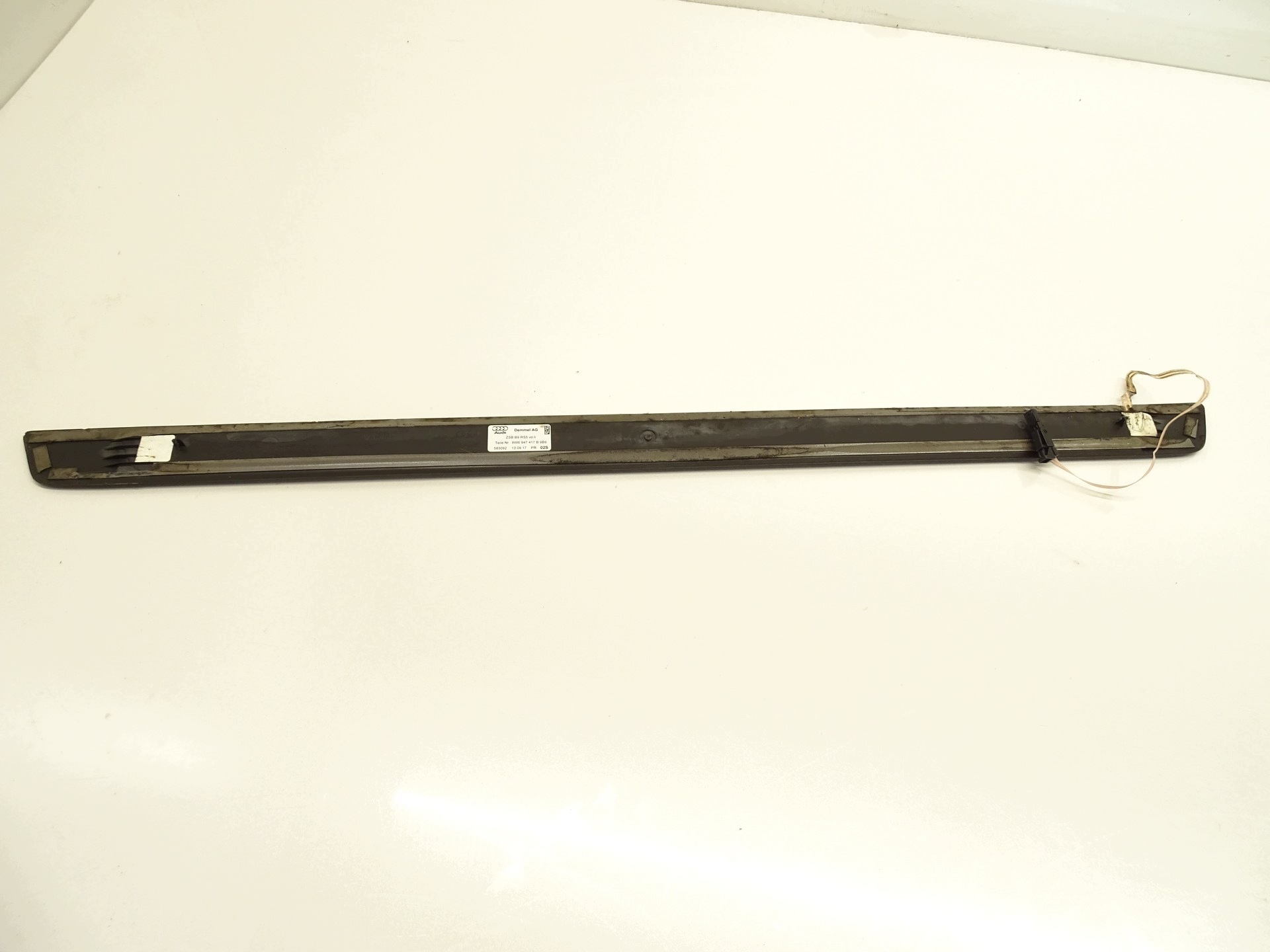 moulding threshold left front AUDI RS5 B9 8W6947417B