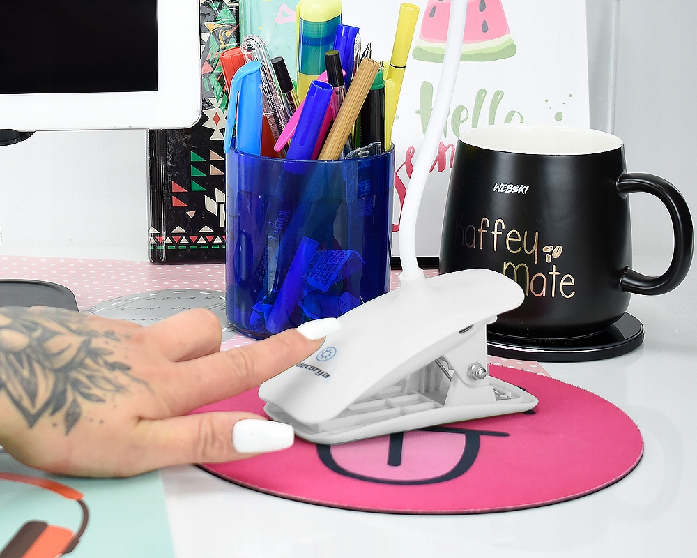 Lampka led przypinana klipsem DOTYKOWA ŚCIEMNIALNA Waga produktu z opakowaniem jednostkowym 0.2 kg