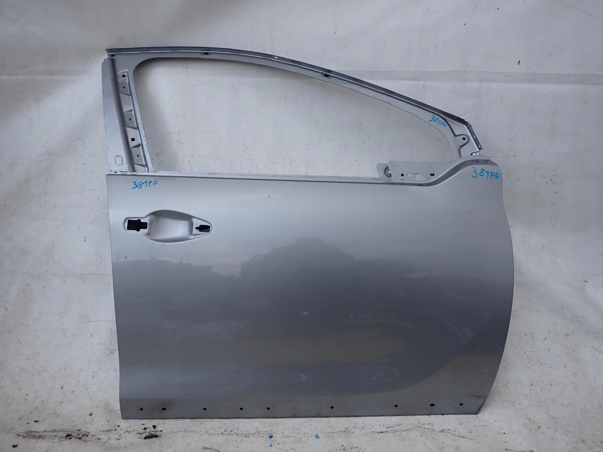 PEUGEOT 2008 and 1 13-19 door front front right