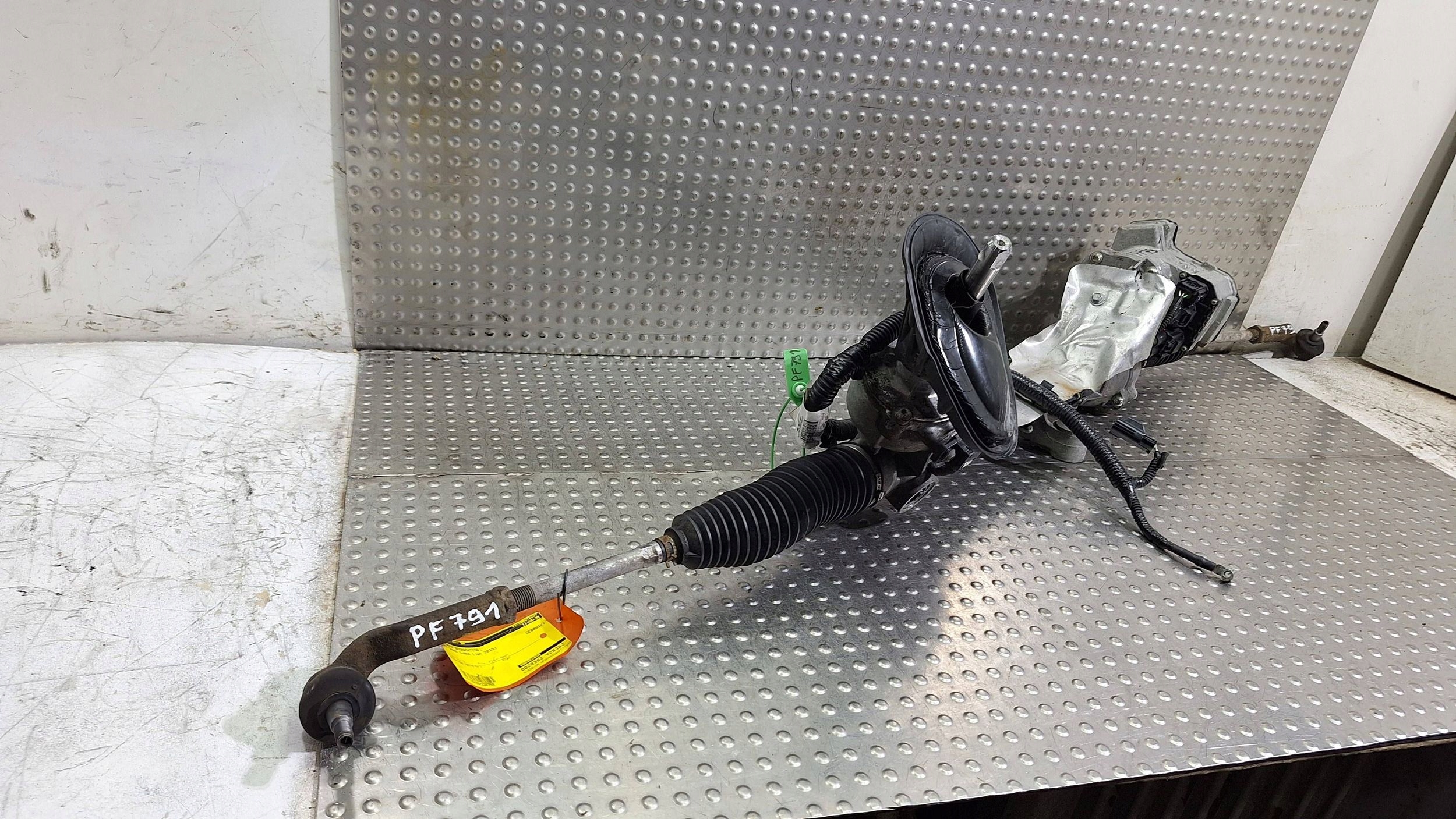 servo control AV61-3D070-VP FORD GRAND C-MAX MK2
