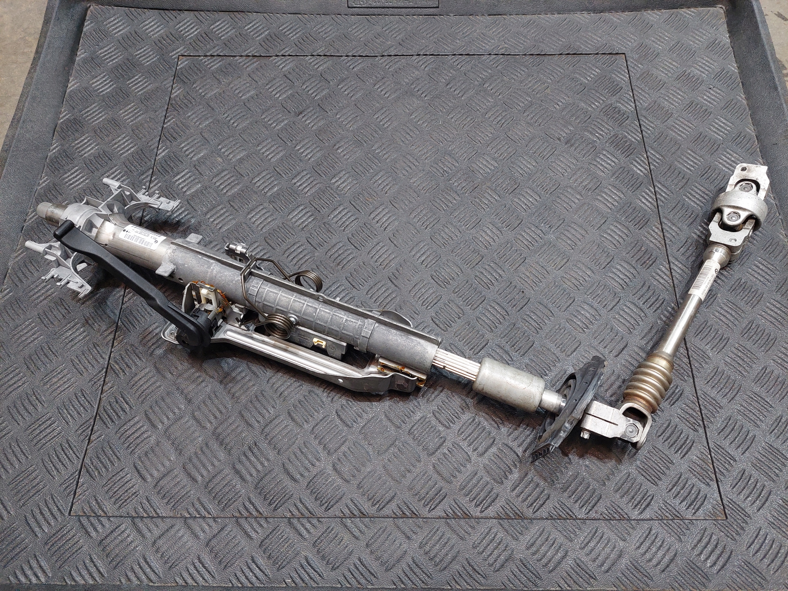 steering wheel rod blocking BMW Z4 E89 2.0i