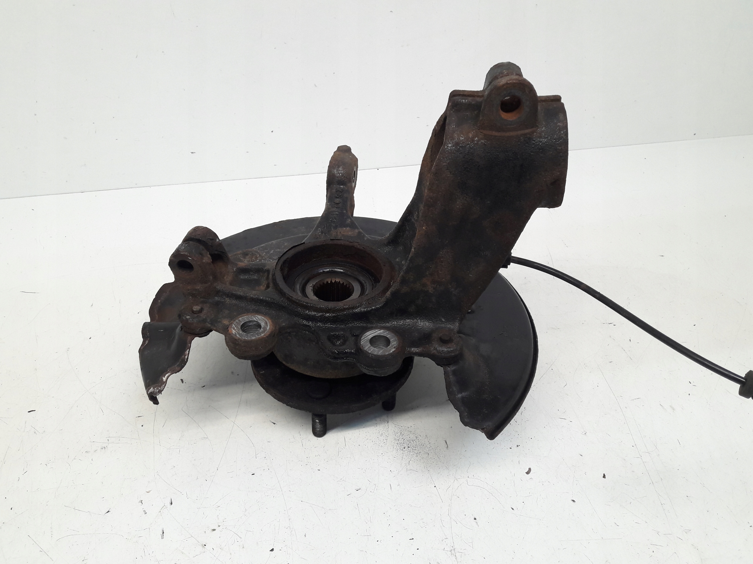 otoč levý předek 1,6 TDCI FORD MK3