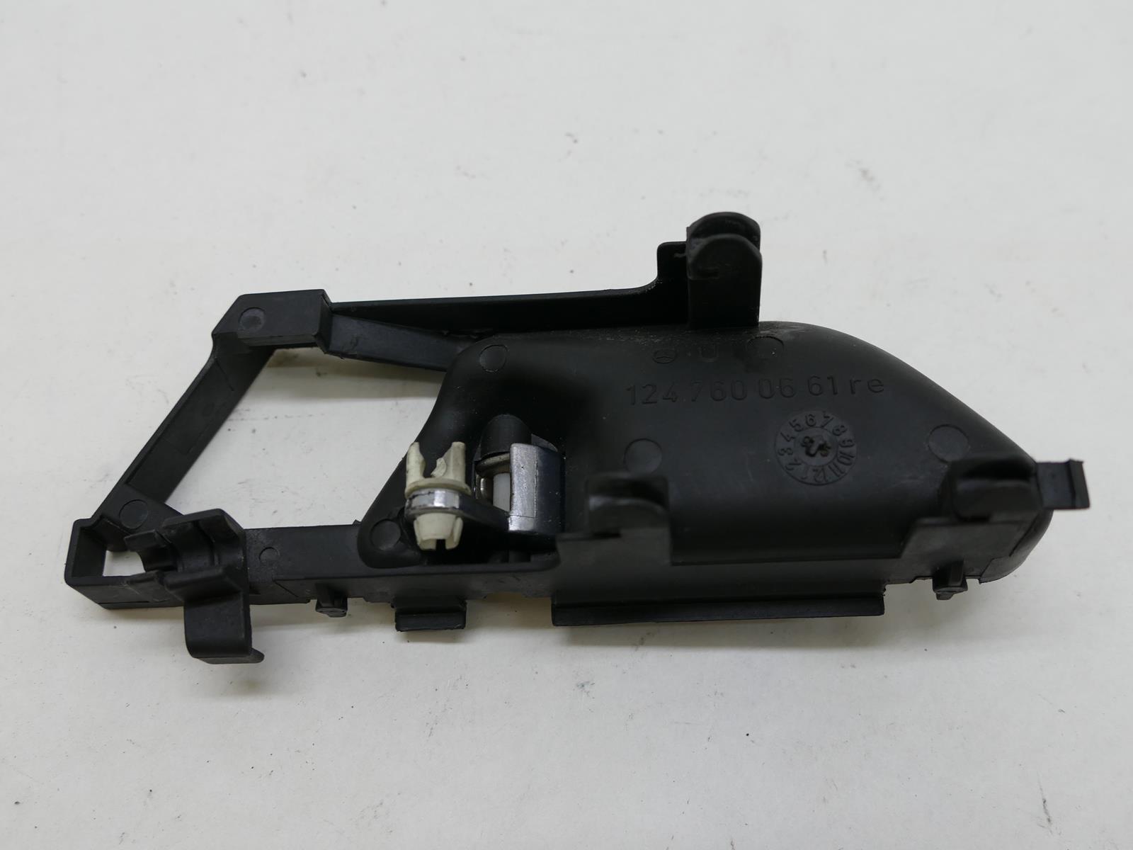 MERCEDES W124 LIFT COUPE handle door right C124