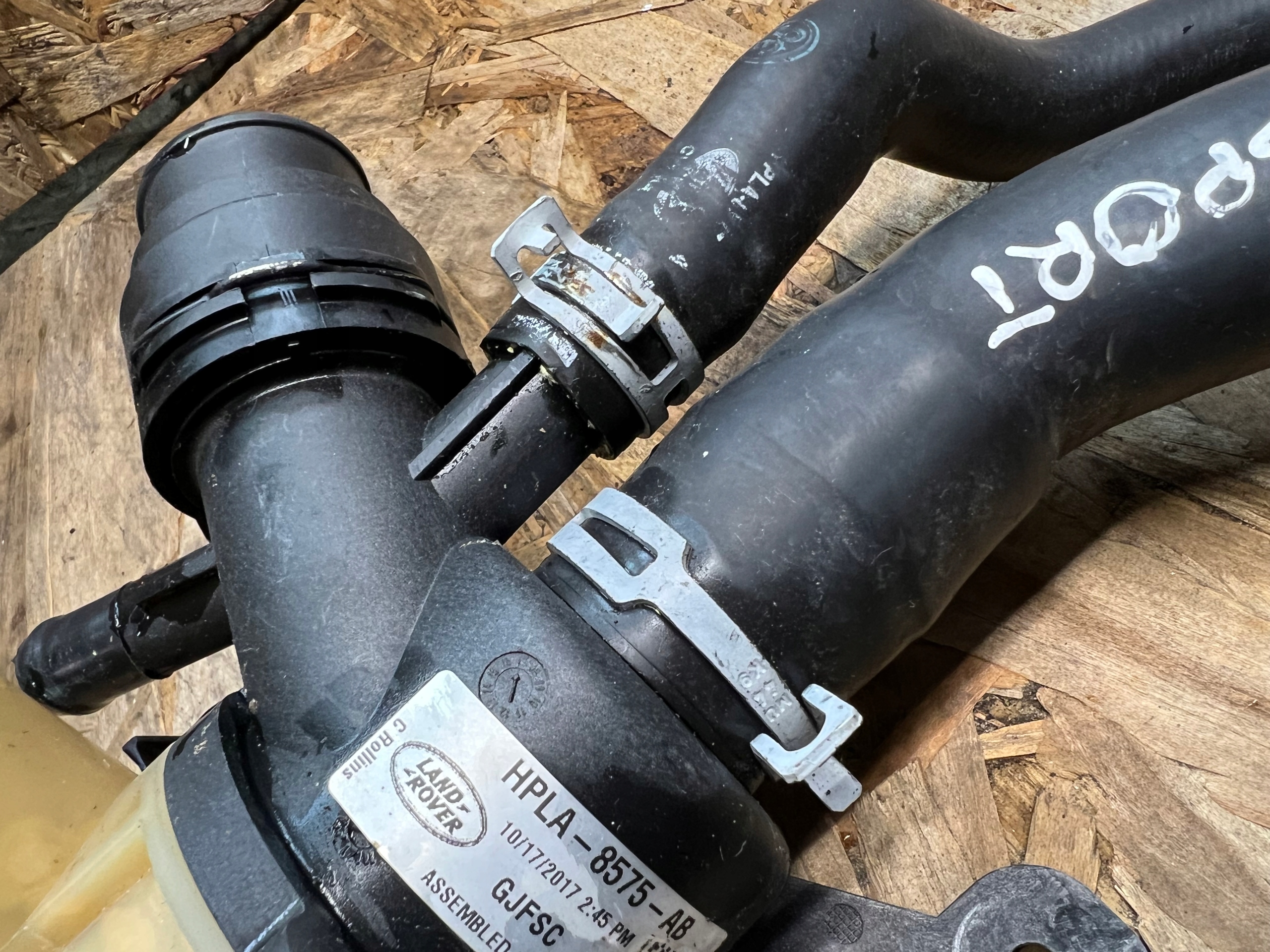 supplementary water pump KOMPLET RANGE ROVER SPORT L494