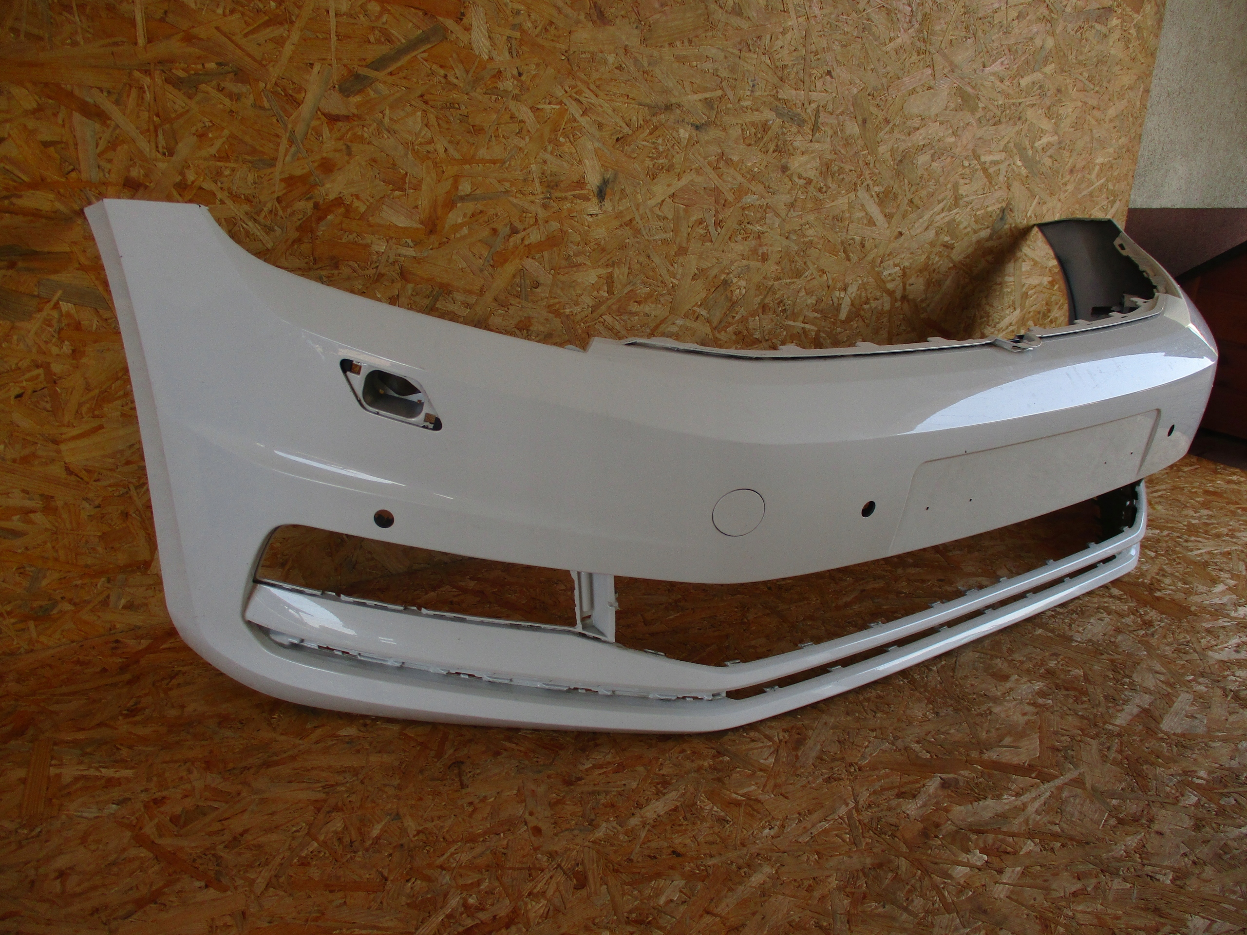 front bumper front VW TOURAN III 5TA XENON 15