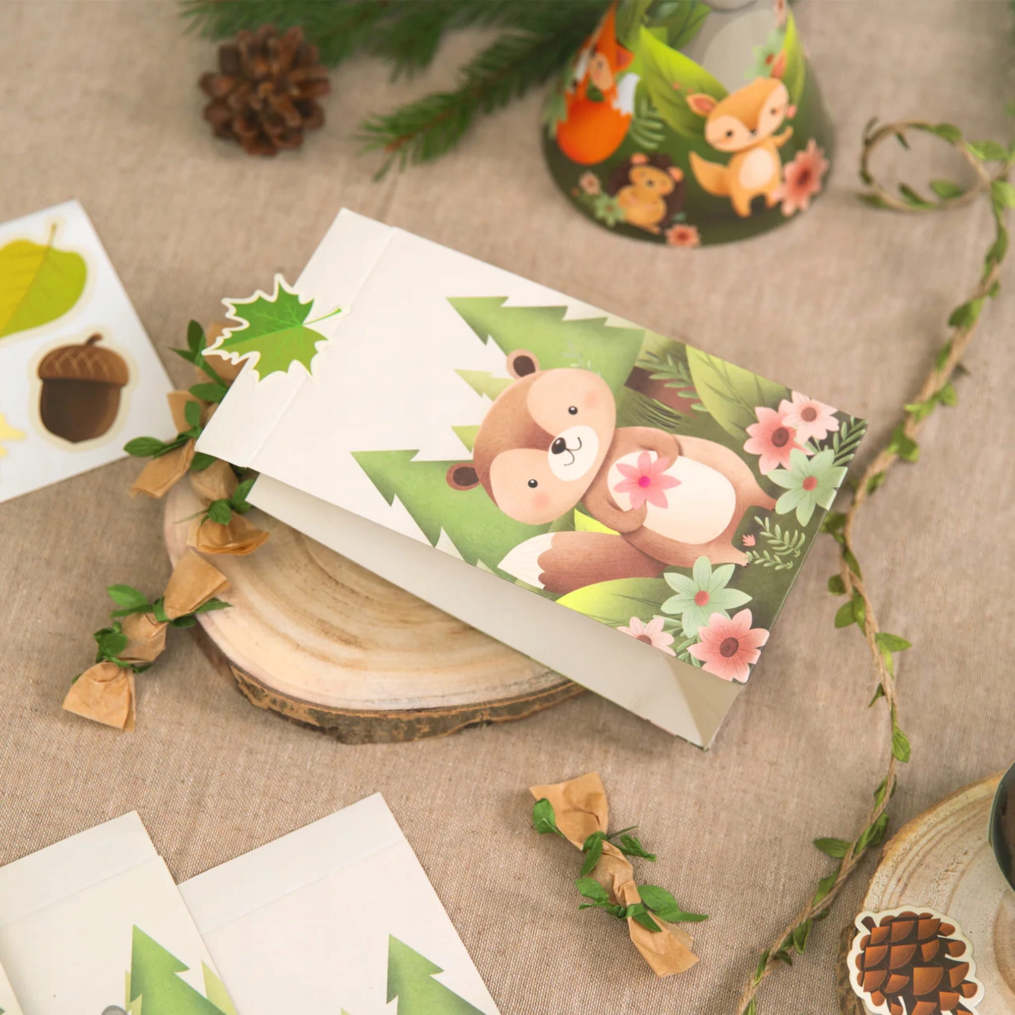 Torebki cukierki słodycze Leśni przyjaciele Leśne zwierzątka Jeżyk Lis 4szt Marka inna