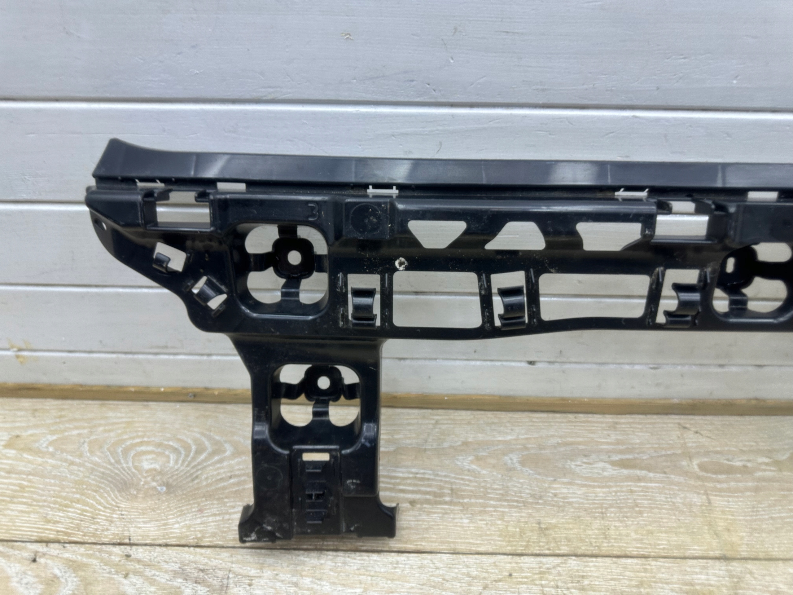 stoßstangenführung BMW X1 U11 9883537
