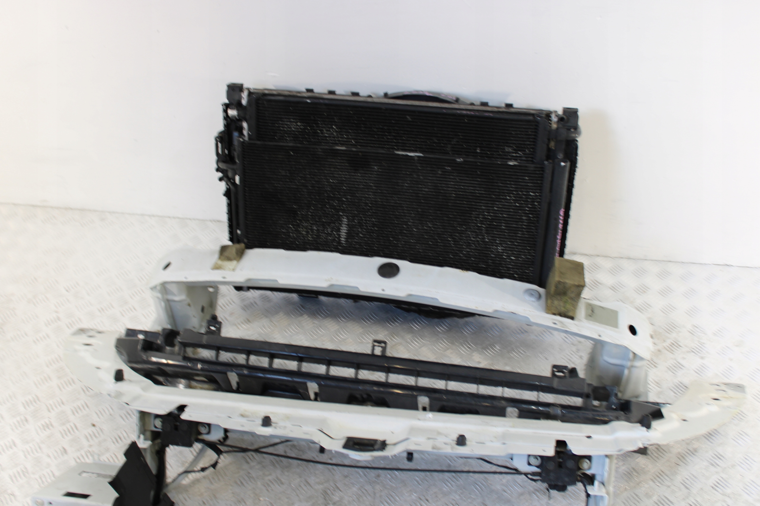 support panel for radiators front pillar radiator LAND ROVER EVOQUE LIFT L538 2,0D
