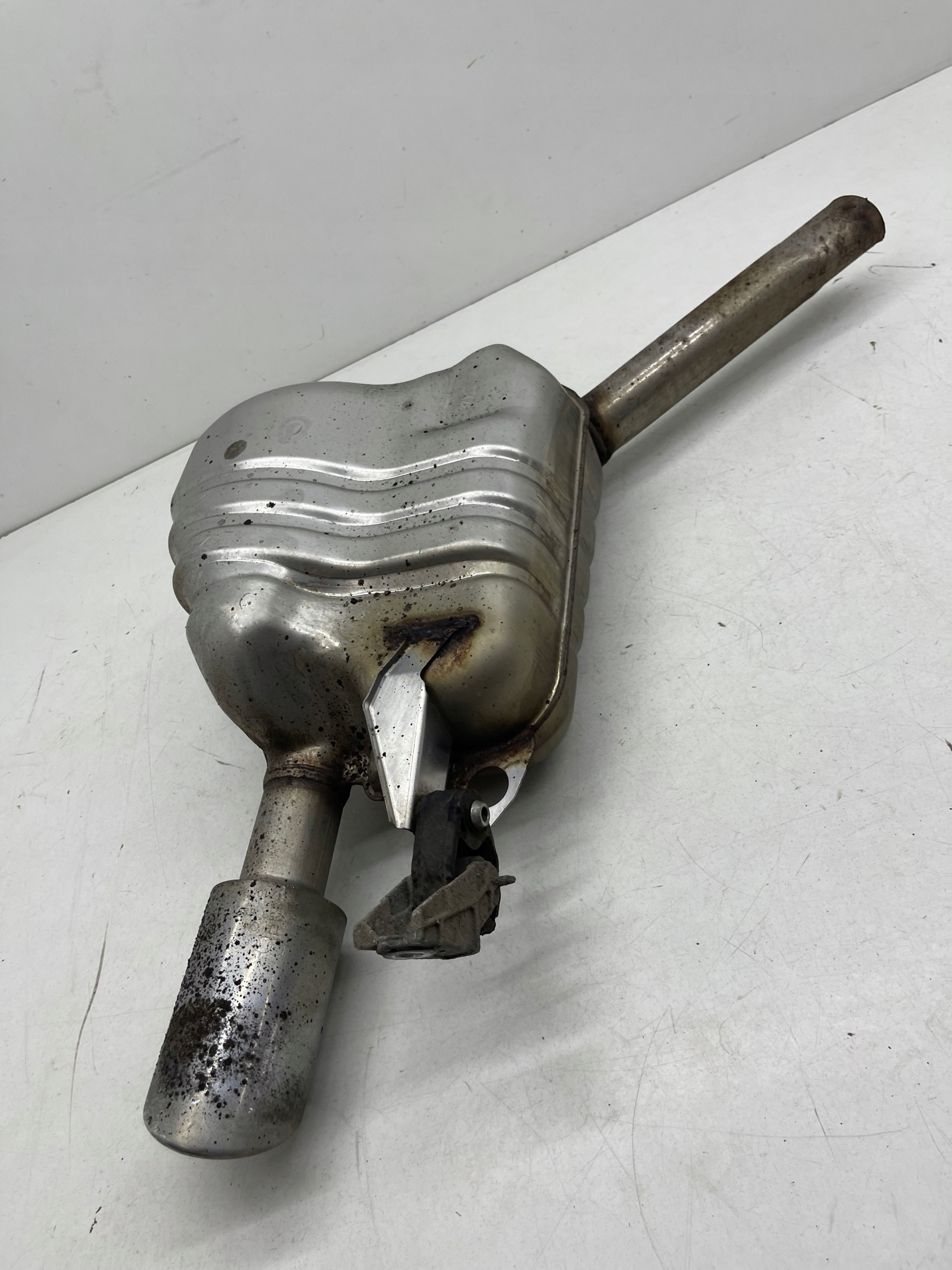 AUDI A6 A7 C7 3.0 TDI muffler, exhaust koncowy left