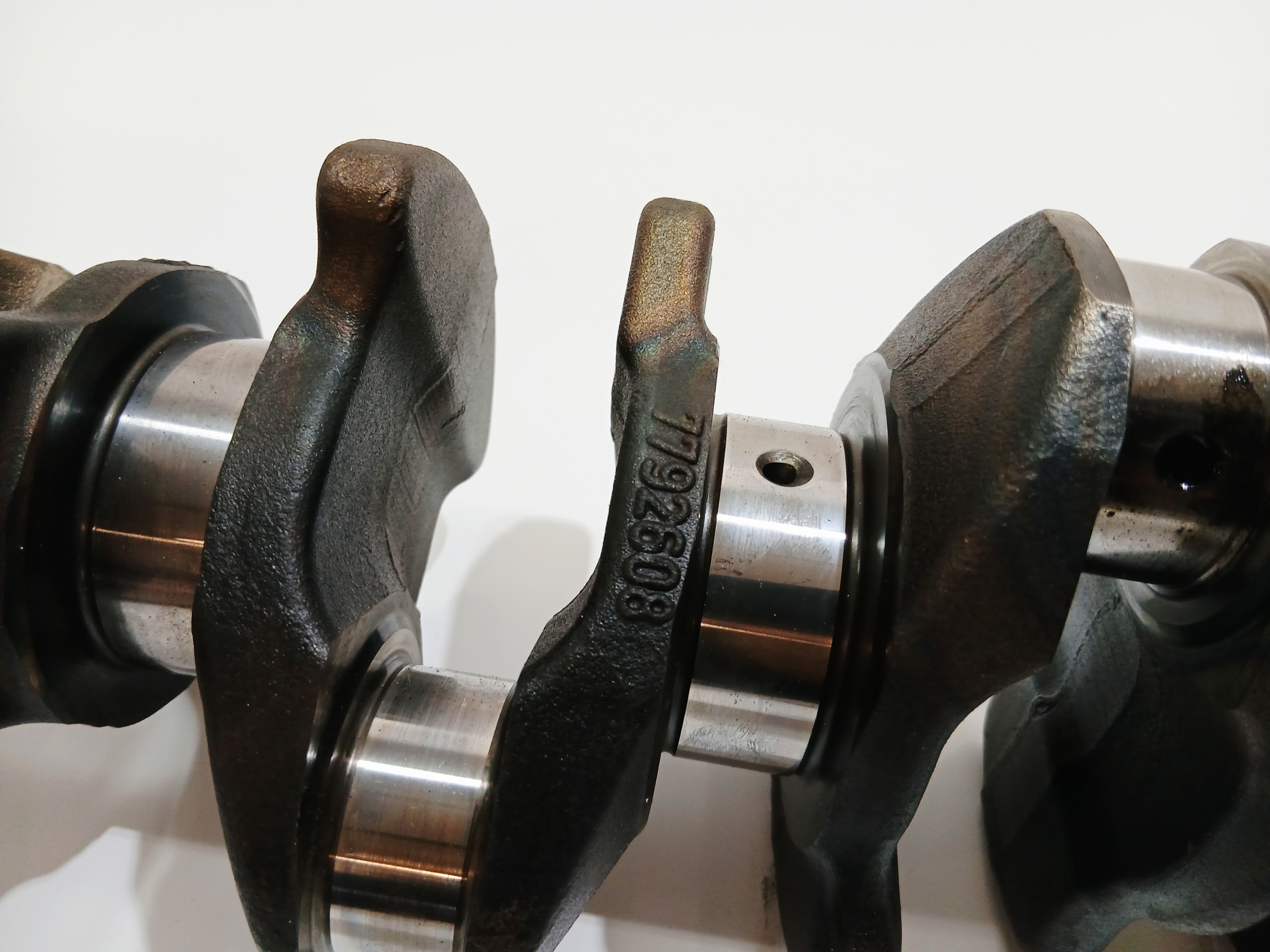 crank BMW E60 3.0 D 7792608 BAV