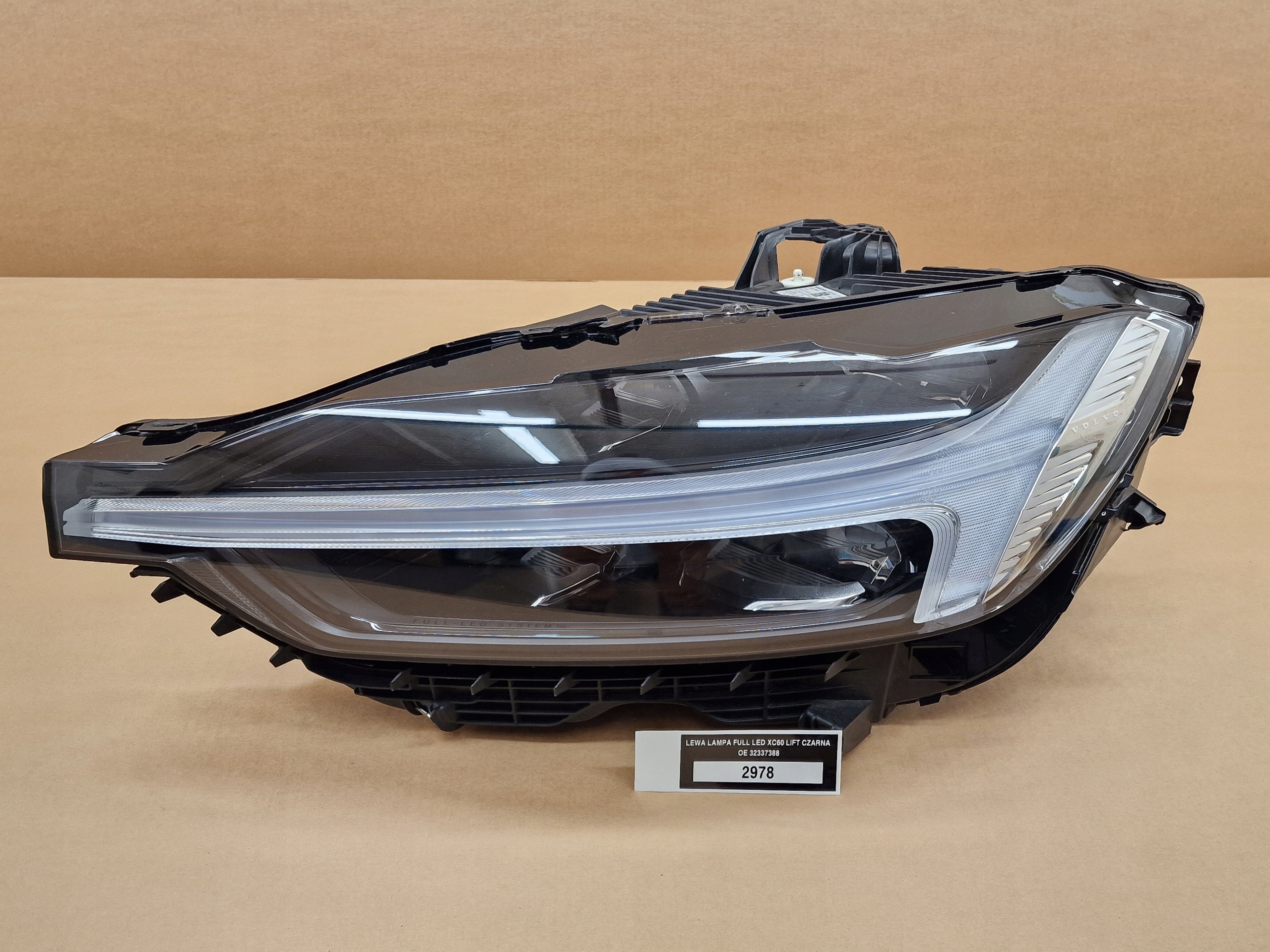 left light FULL LED VOLVO XC60 II LIFT black 2021-2024