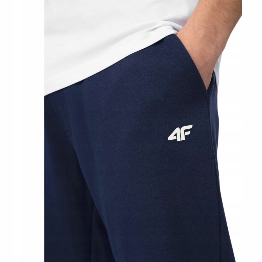 DRES MĘSKI 4F BLUZA SPODNIE DRESY KOMPLET SPORTOWY Model pasujący do czapka koszulka spodnie dres 4F
