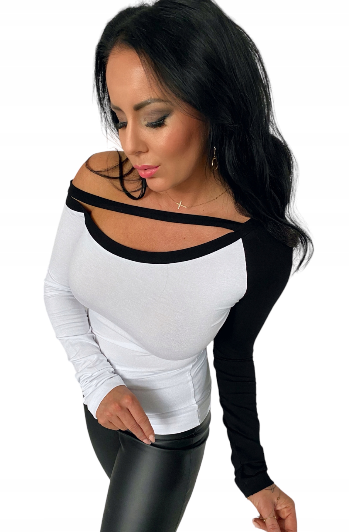 Elegantní dámská halenka s výřezy pro večerní nošení, elastická, casual, velikost 40