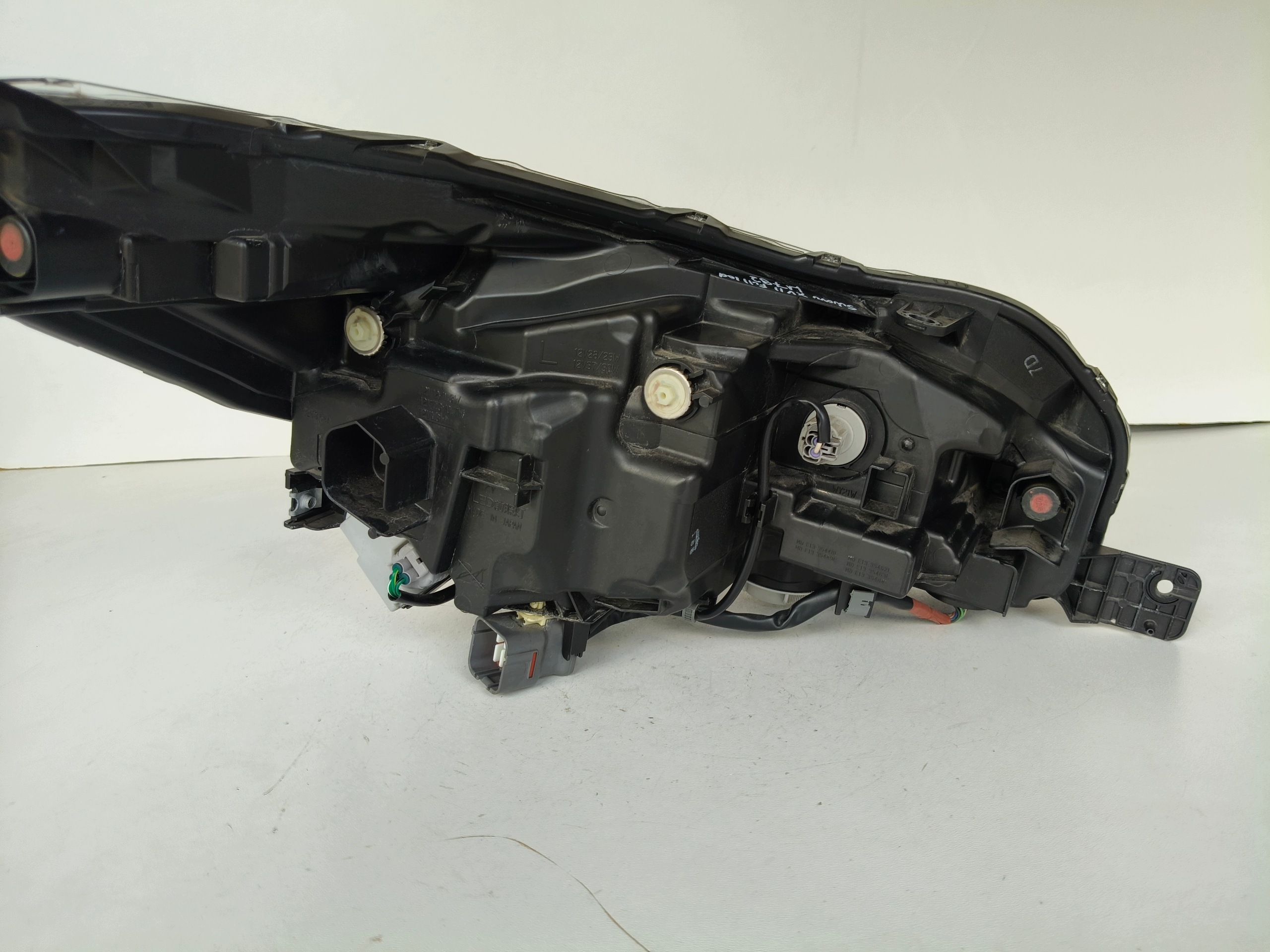 light left REFLEKTOR SUBARU XV II 20- LIFT FULL LED