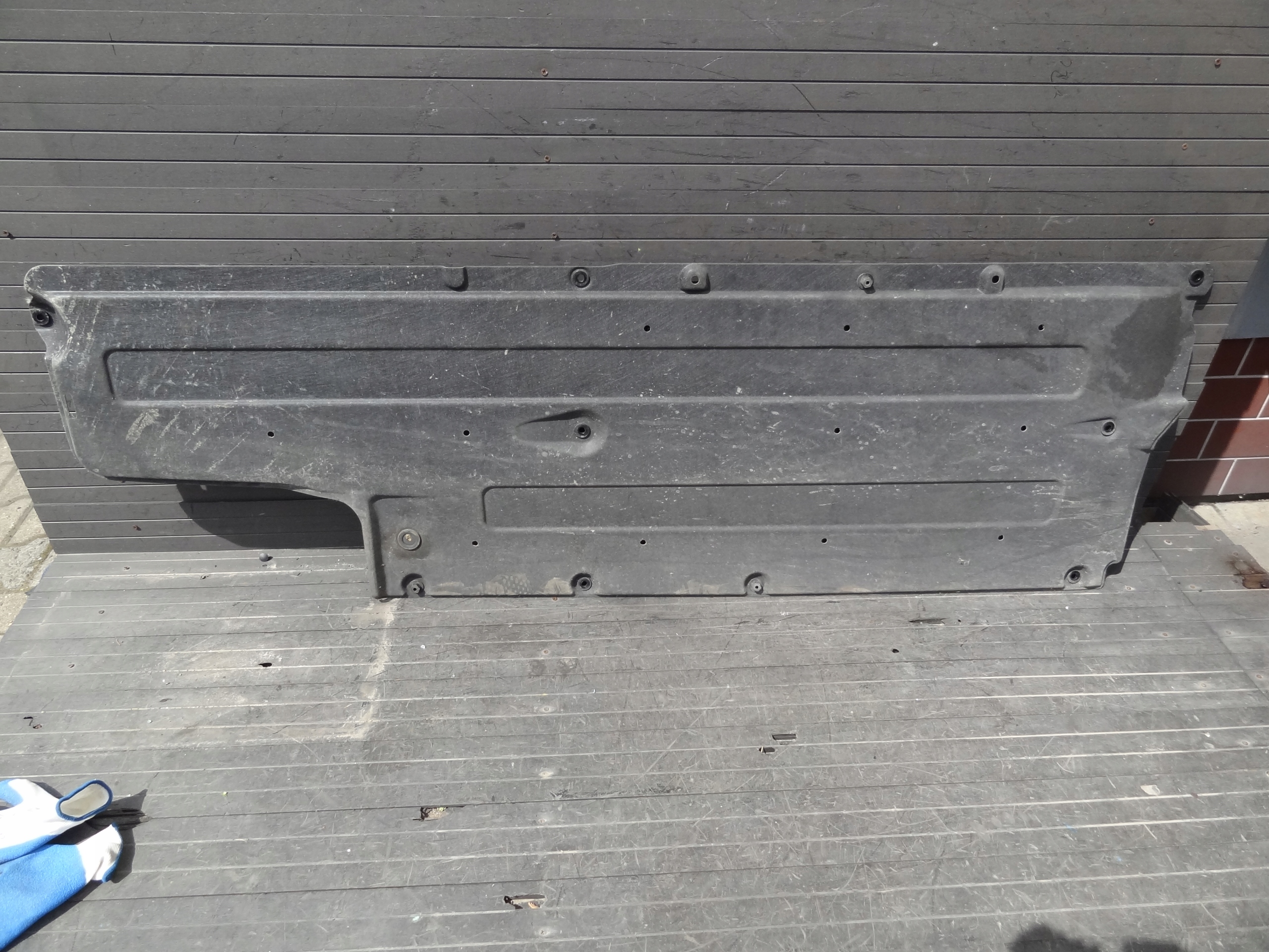 KIA CEED III 2023 HATCHBACK OSLONA PLYTA PODWOZIA LEWA 84135-G4100 ORG