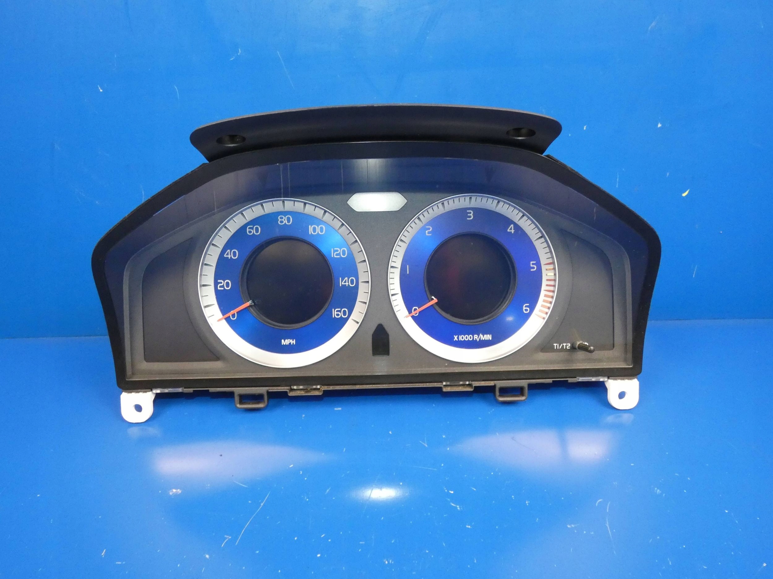 VOLVO XC60 and dials dials R-design WERSJA ANGIELSKA